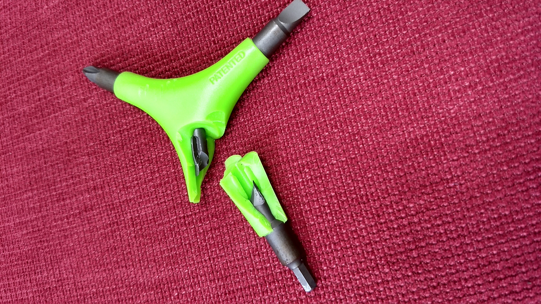 SONIC Gripz Inline Skate Tool, 6 Tools, 4 mm Hex, Rotate Wheels, Remove Bearings, 2 Screwdrivers to Adjust Hockey Helmets, Designed in USA customer photo 2