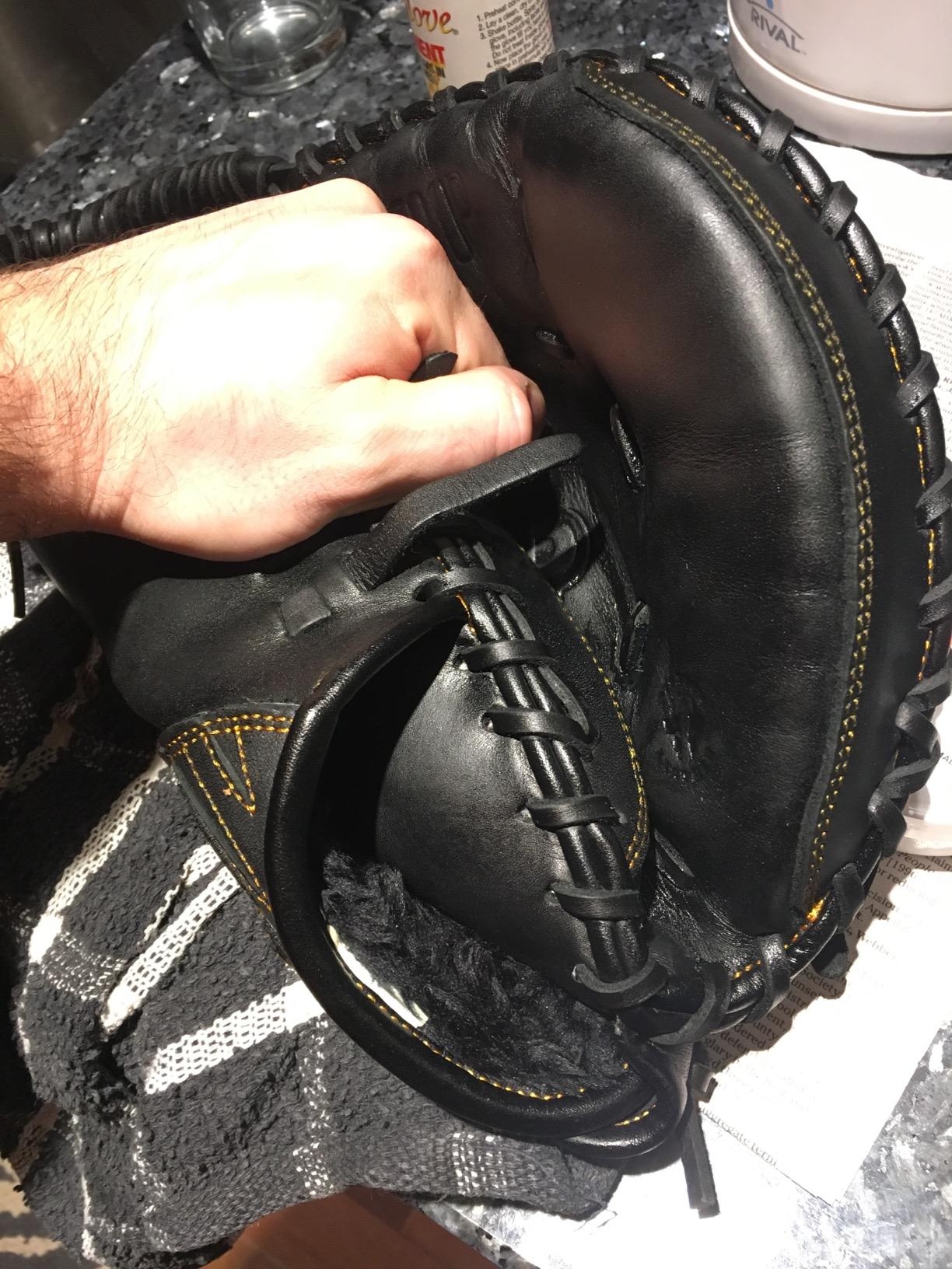 Hot Glove Break-in Kit Glove Care Management System - Break in Kit for Baseball and Softball Gloves customer photo 1