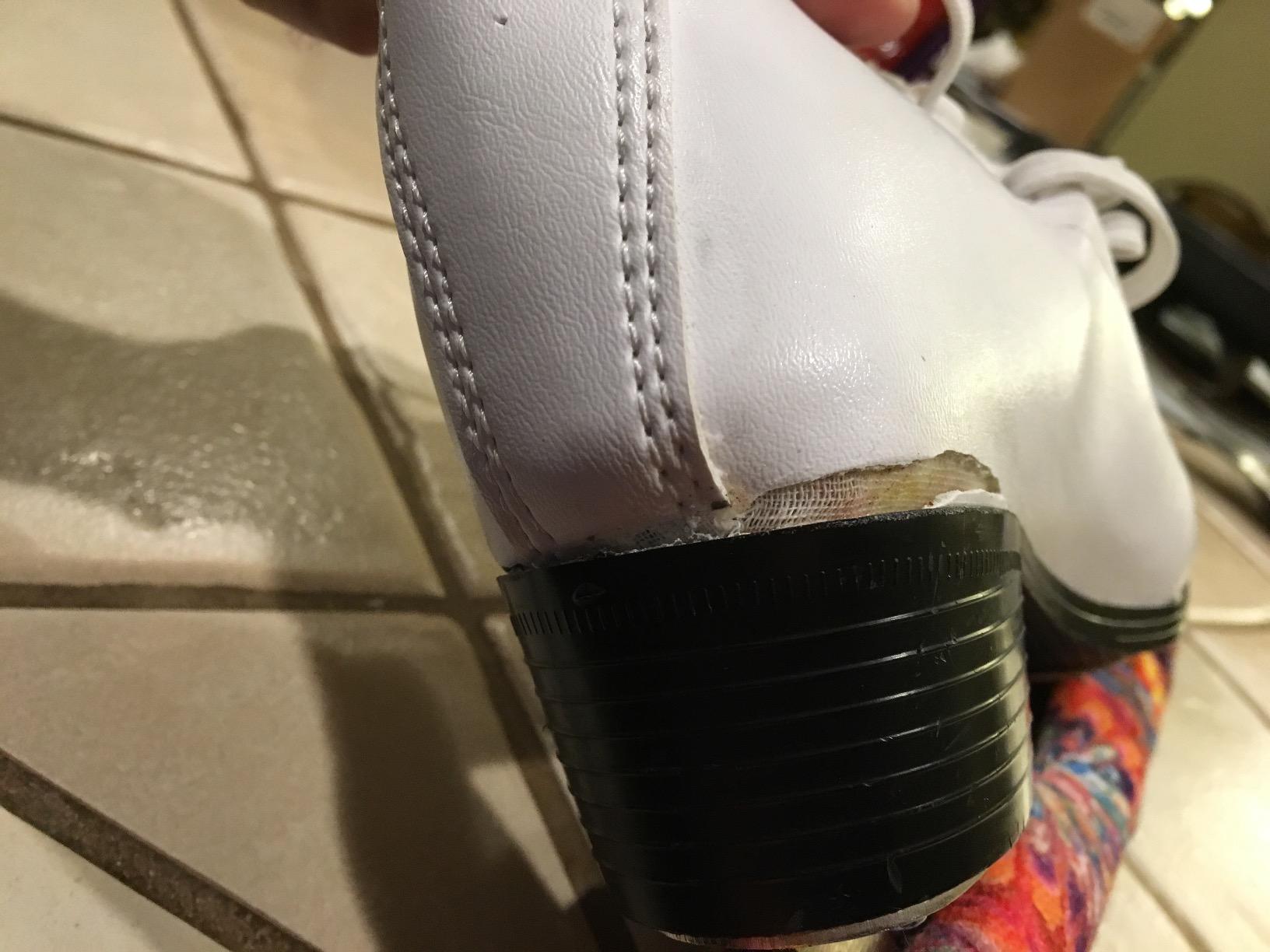 American Athletic Fur Lined Ice Skates for Women and Girls - Recreational Figure Skates with Ankle Support, Stainless Steel Blades customer photo 2