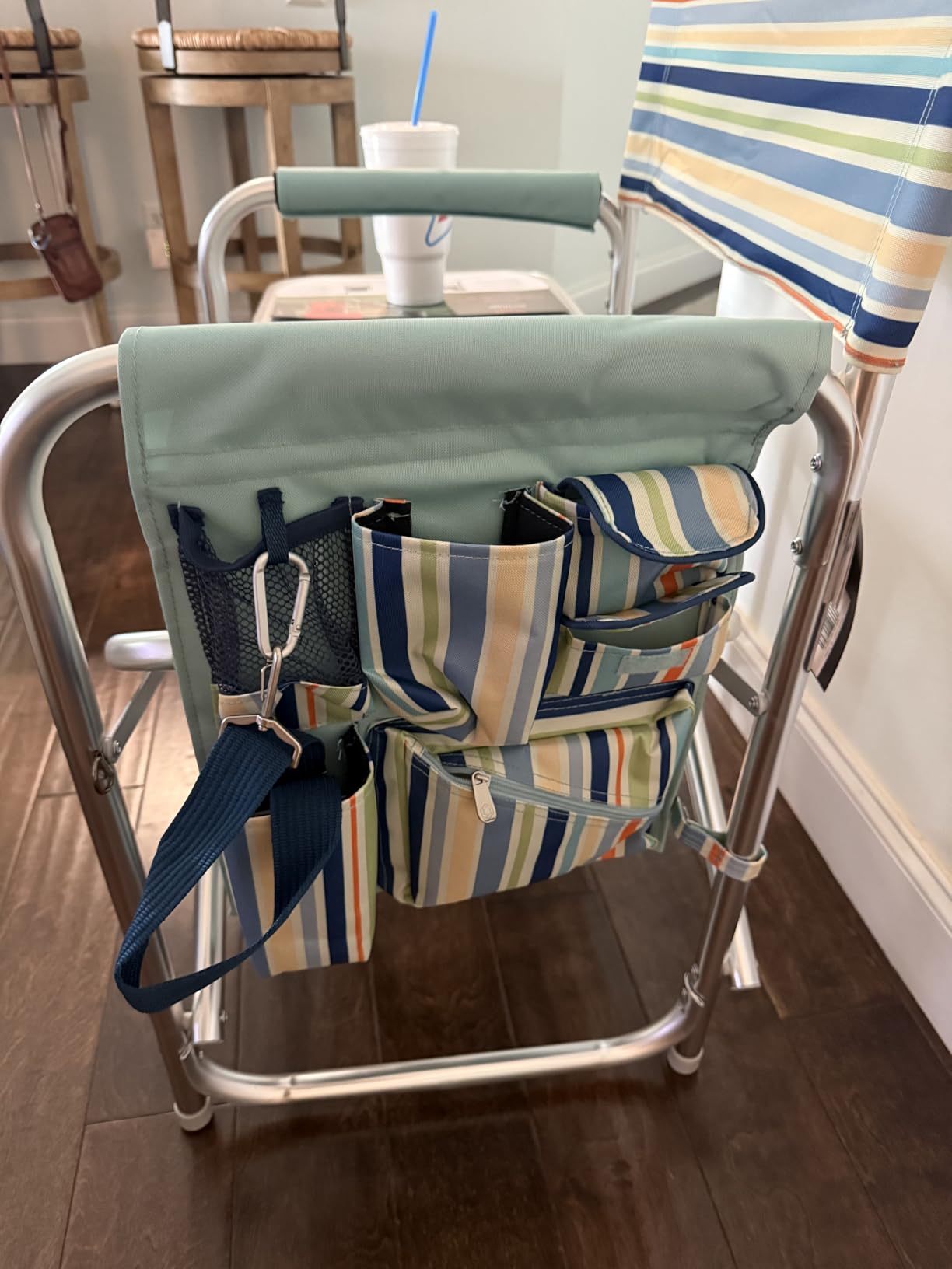 PICNIC TIME Sports Chair with Side Table and Armrest Caddy, Lightweight Aluminum Folding Outdoor Camping Chair for Adults, Portable Director Style Lawn Seating customer photo 2