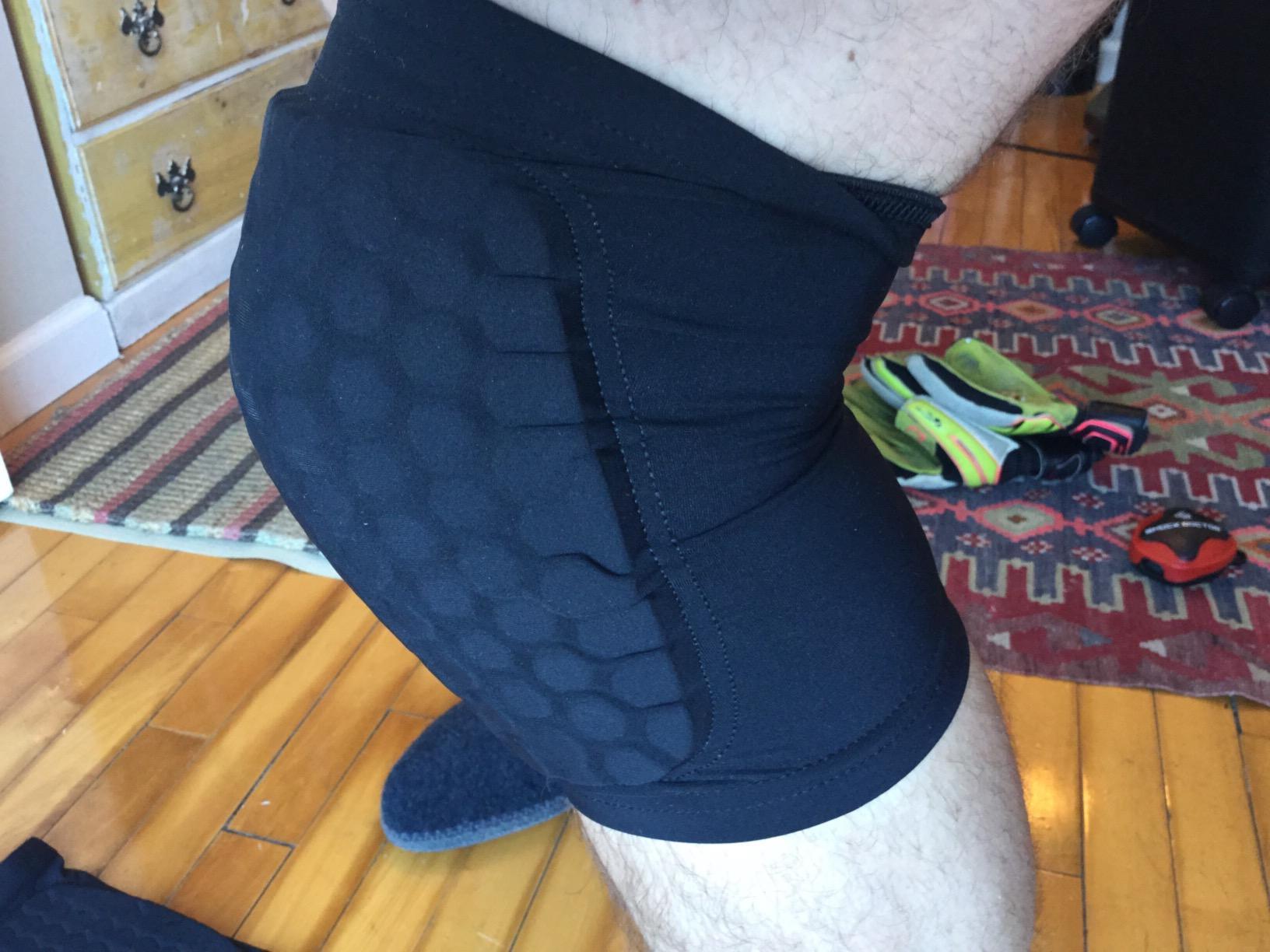 McDavid Moisture Wicking HEX Technology Knee Sleeves for Women/Men, Elbows & Shins Protection, Hex Pads customer photo 1