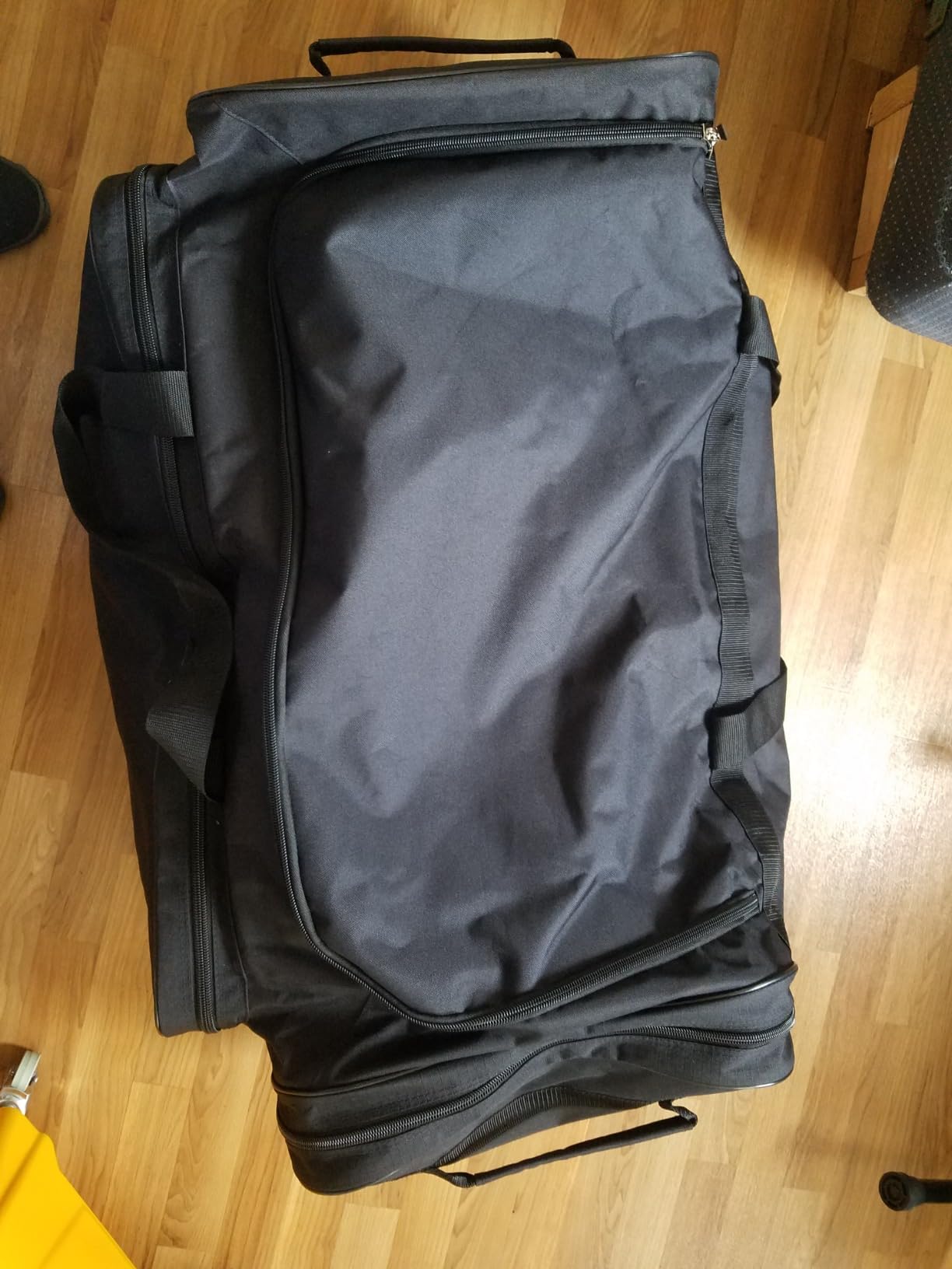 Champion Sports Wheeled Equipment Bag - Large Rolling Sports Gear Bag for Baseball, Football & Travel customer photo 1