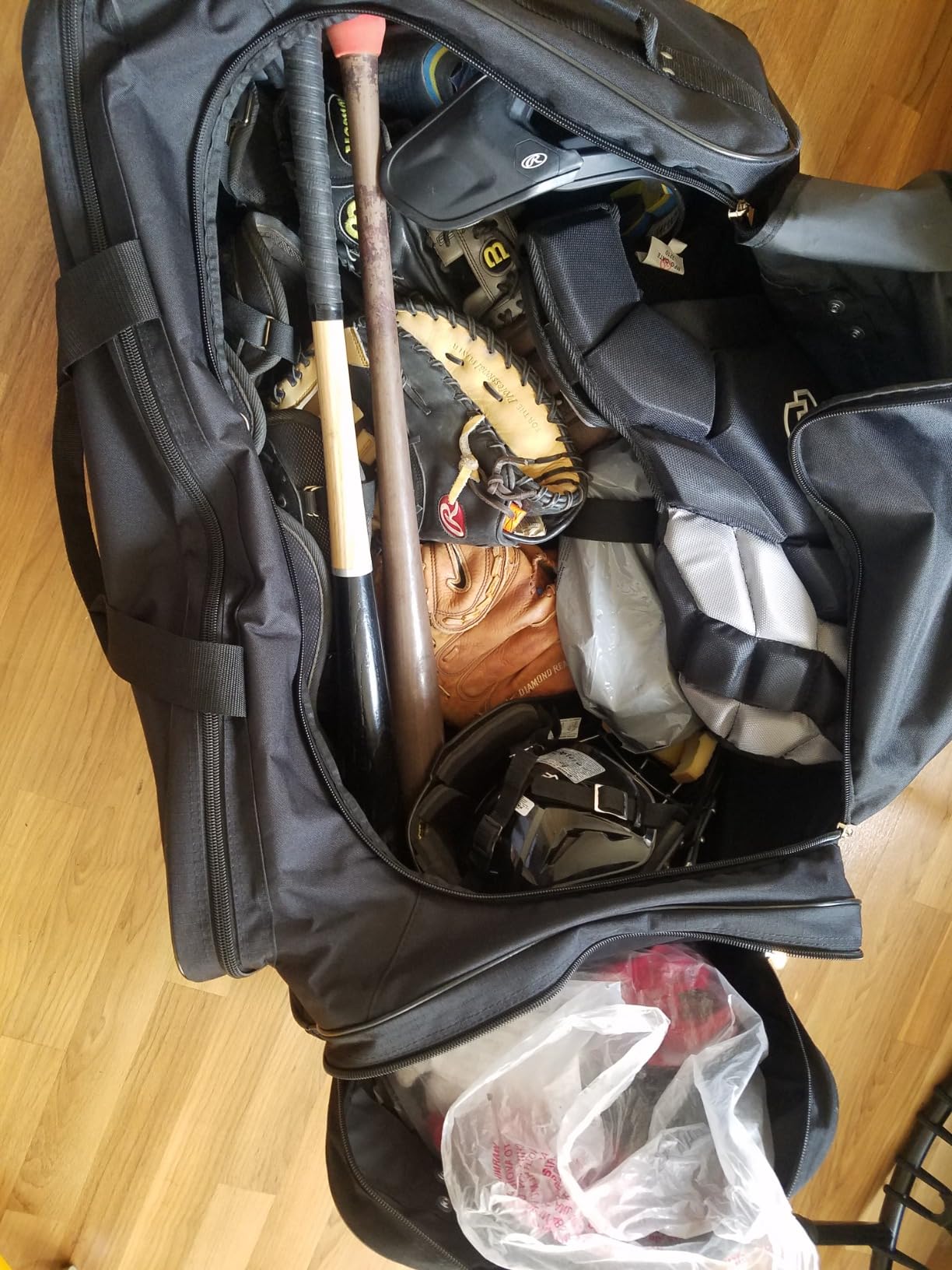 Champion Sports Wheeled Equipment Bag - Large Rolling Sports Gear Bag for Baseball, Football & Travel customer photo 2