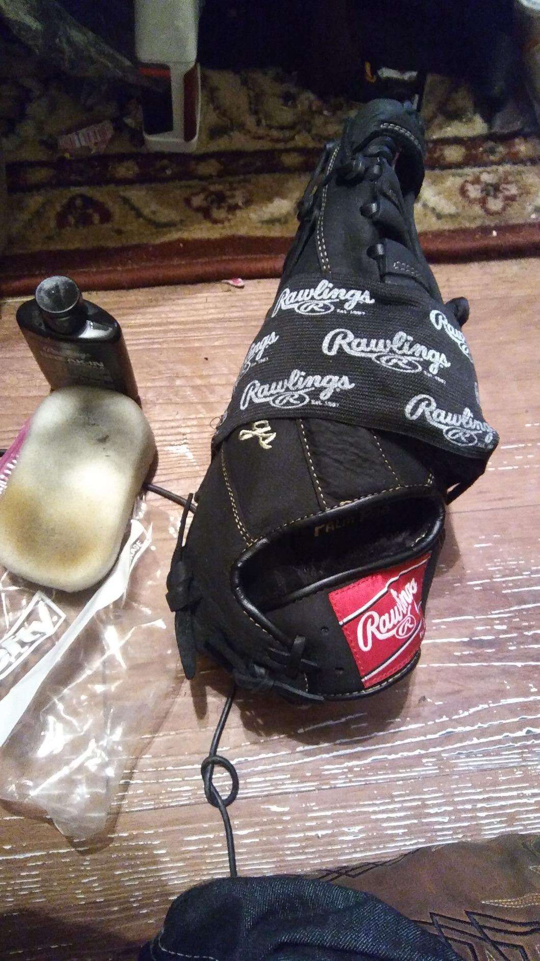 Rawlings Glove Break-In Kit customer photo 2