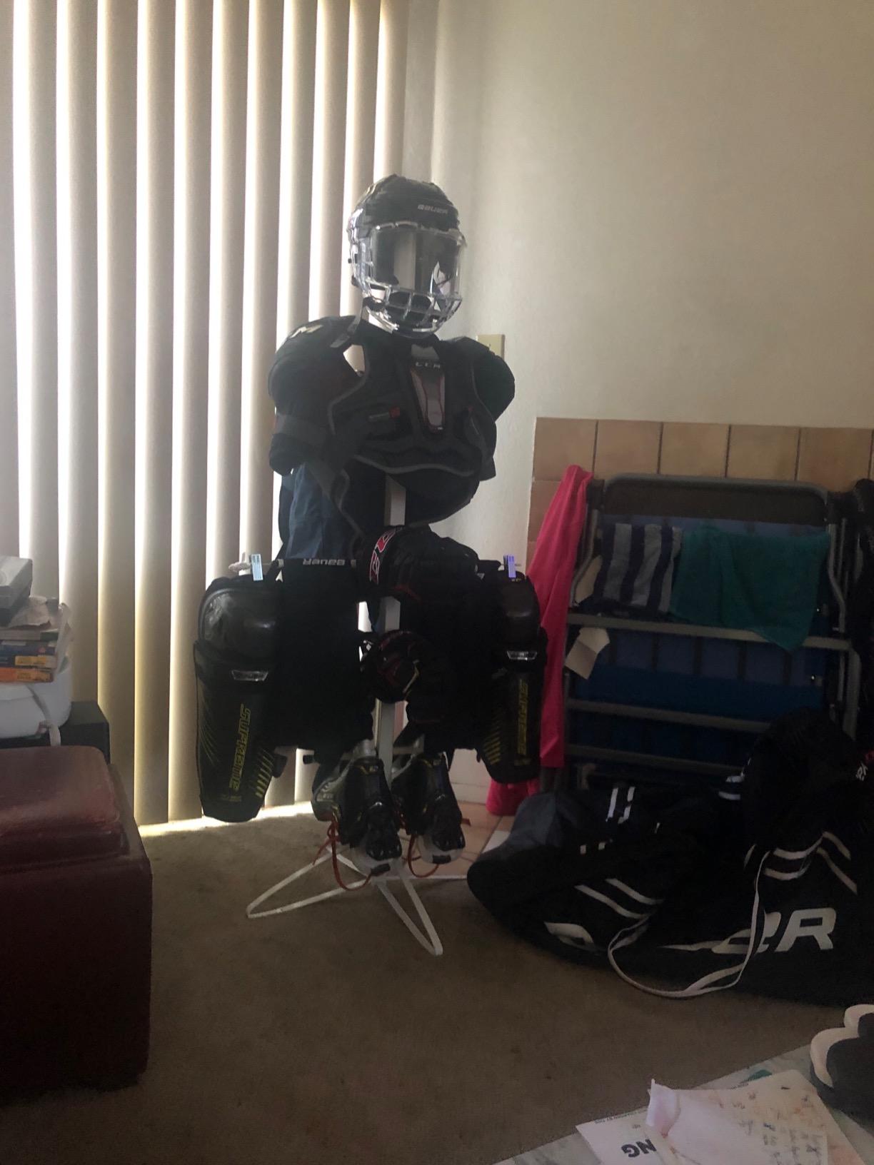 Wet Gear-Hockey Equipment Dryer Rack: Metal Model customer photo 2