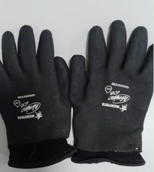 MCR Safety Gloves N9690FCM Ninja ICE Insulated Work Gloves 15 Gauge Black Nylon with Acrylic Terry Interior, HPT Coated, Medium, 1 Pair customer photo 1