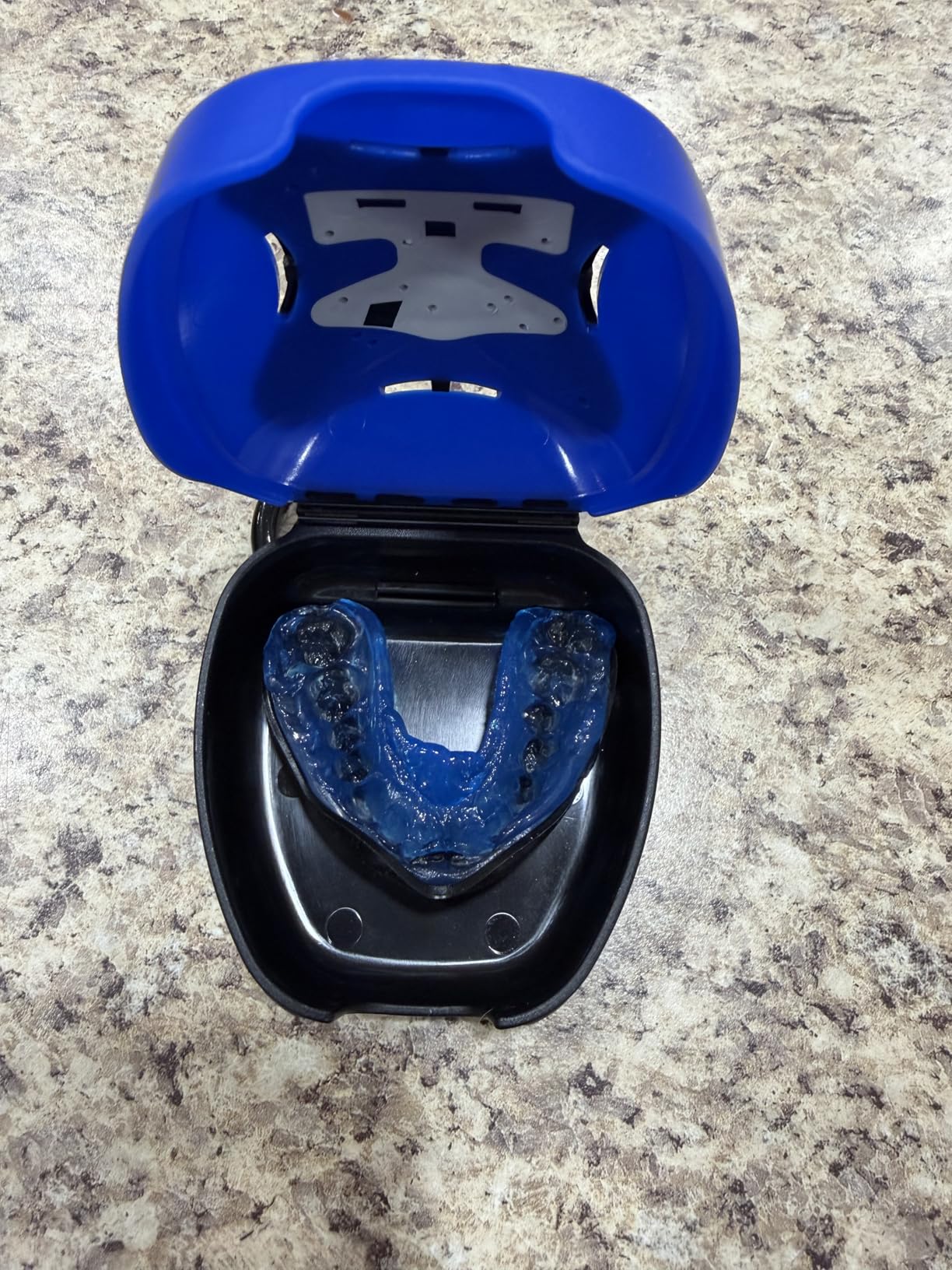 Shock Doctor Mouth Guard Case, Ventilated, Universal Storage for Mouthguard, Adult & Youth Sizes customer photo 1