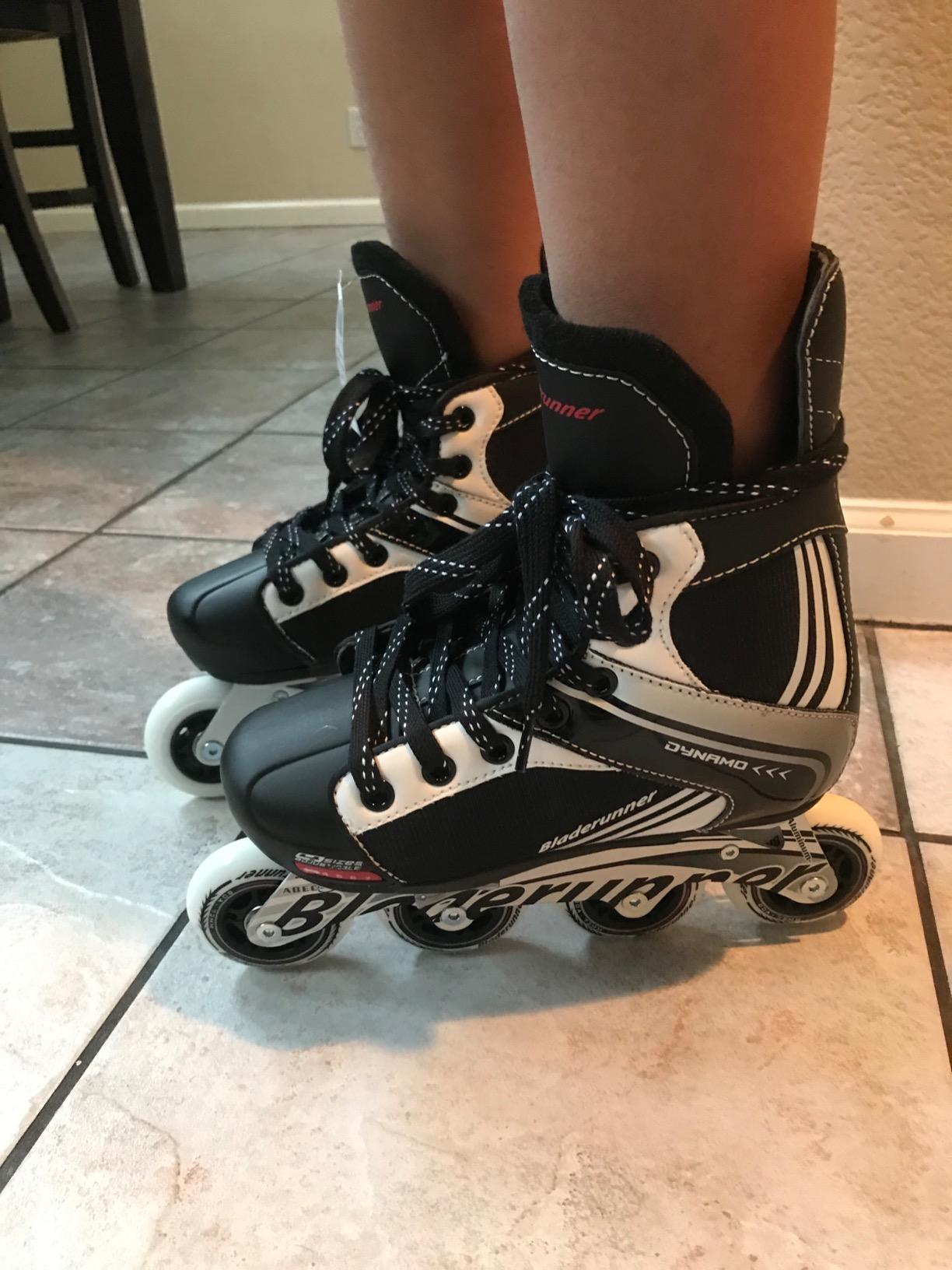 Bladerunner by Rollerblade Dynamo Jr Size Adjustable Hockey Inline Skate, Black and Red, Inline Skates customer photo 1