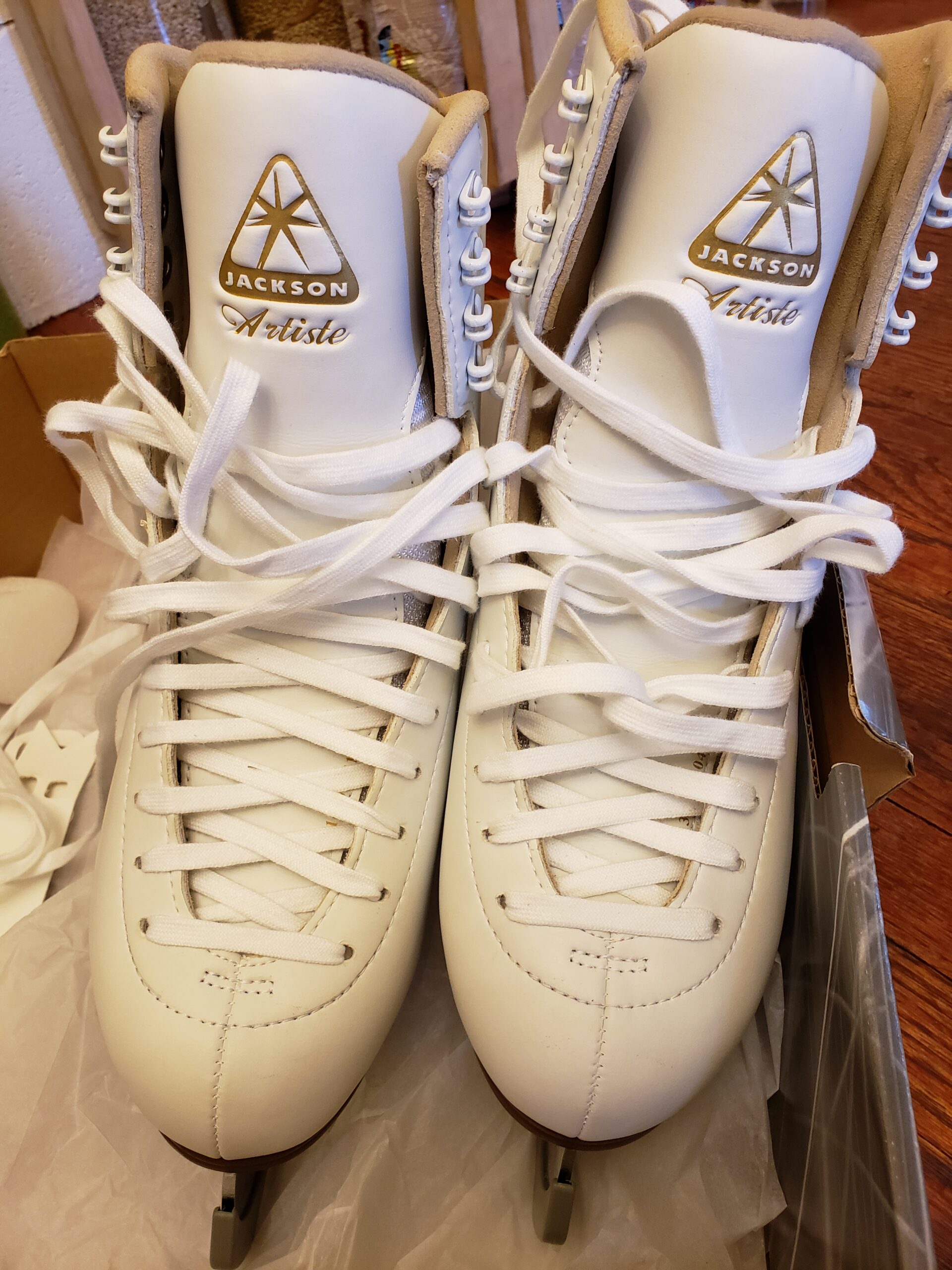 Jackson Ultima Artiste with Mark IV Blade Womens Girls Mens Boys Figure Ice Skates customer photo 2