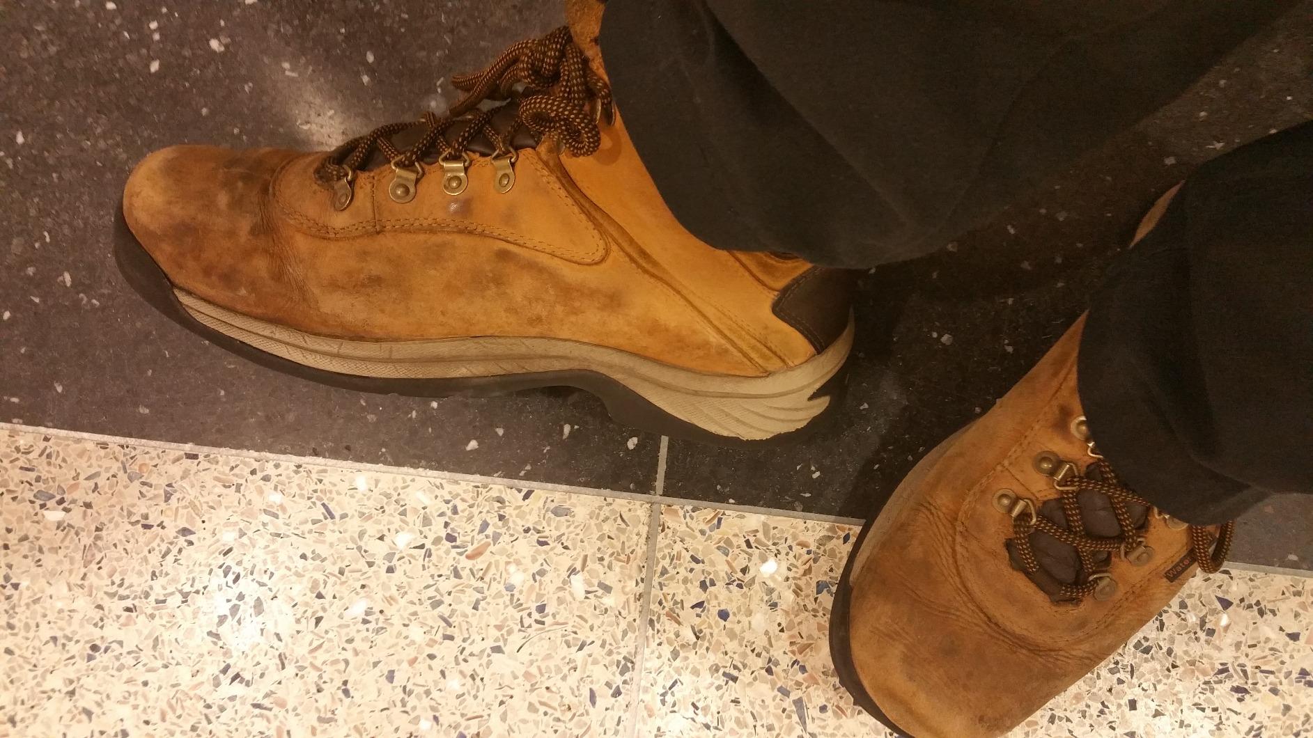 Moso Natural Shoe Deodorizer Inserts, Charcoal Odor Absorber for Shoes, Gym Bag & Boot Deodorizer, Long-Lasting Shoe Odor Elimination, Unscented Air Purifying Bags (Two Per Pack) customer photo 1