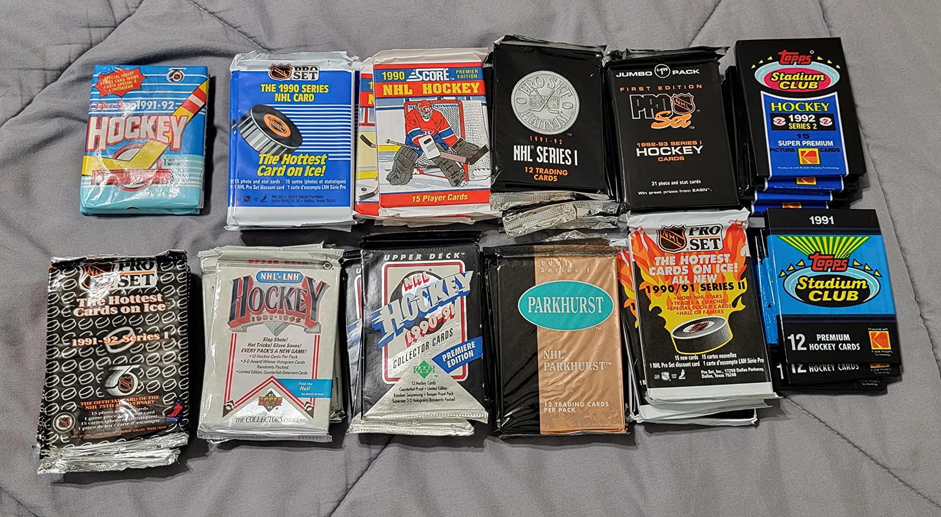 300 Unopened Hockey Cards Collection in Factory Sealed Packs of Vintage NHL Hockey Cards customer photo 2