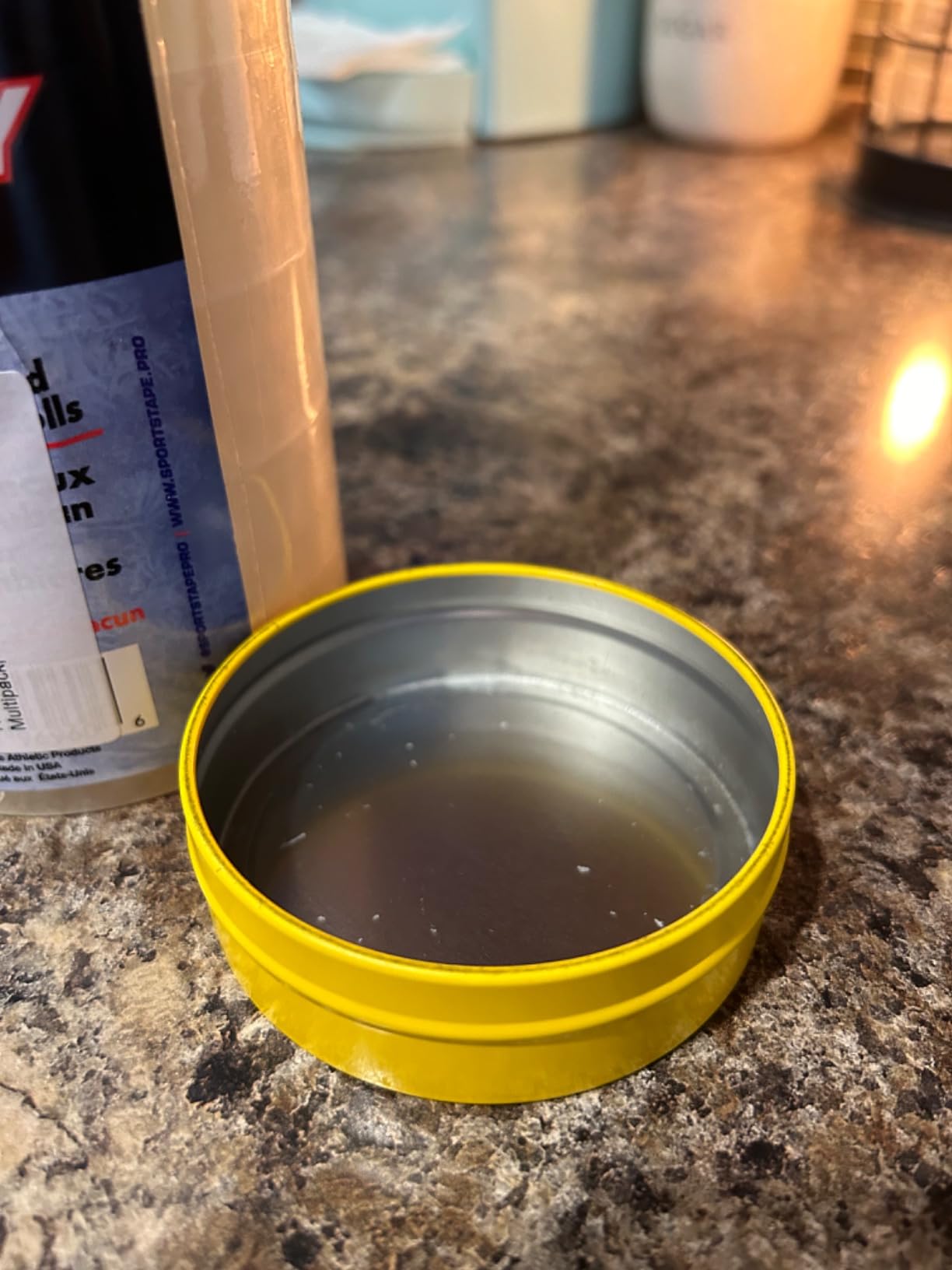 Howies Hockey Stick Wax 1 Pack - Maximizes Grip for Hockey Stick Blade - Durable, Water Resistant Formula - 2.8oz of Premium Long-Lasting Wax customer photo 2