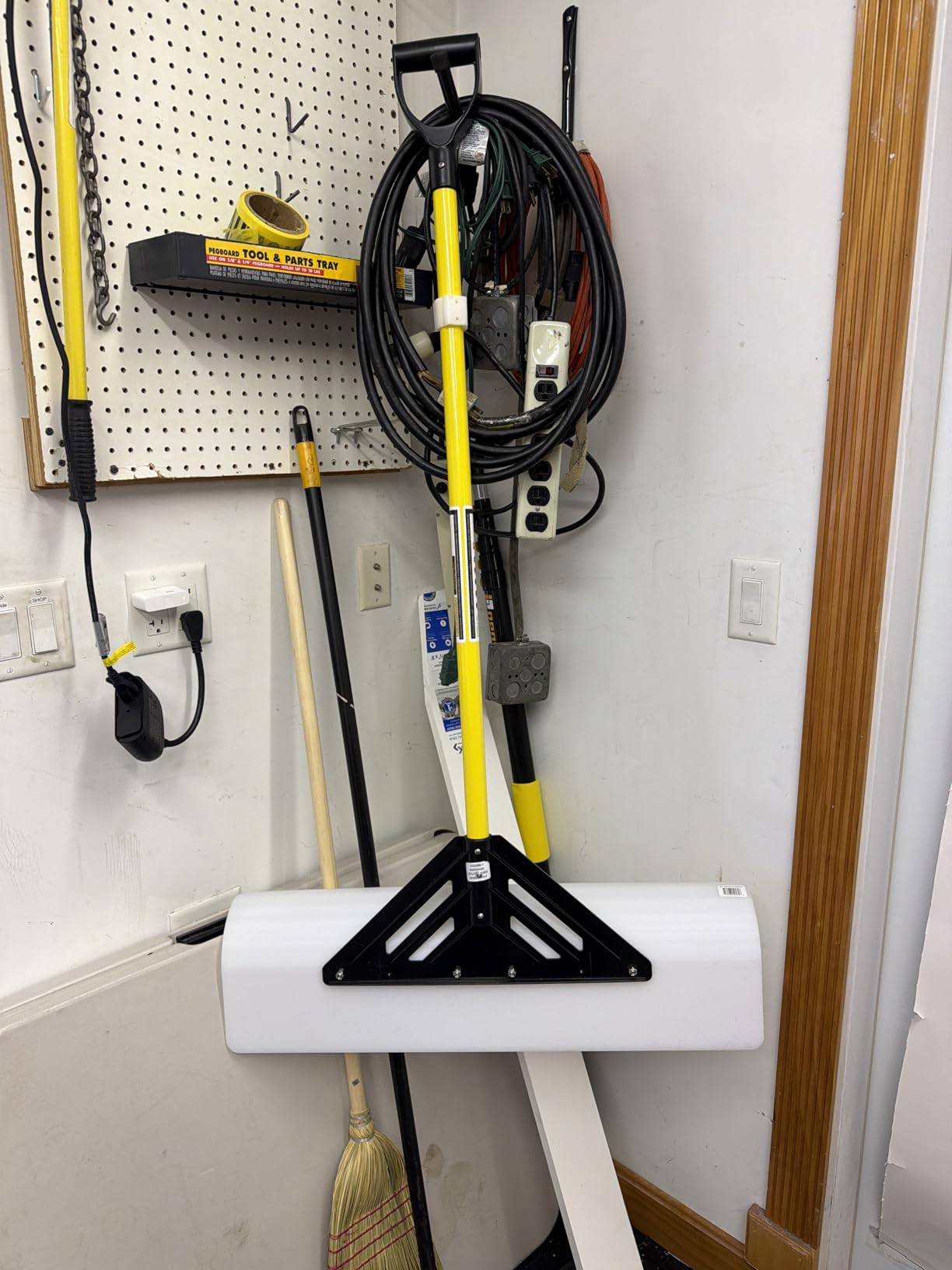 The Snowplow the Original Snow Pusher 30