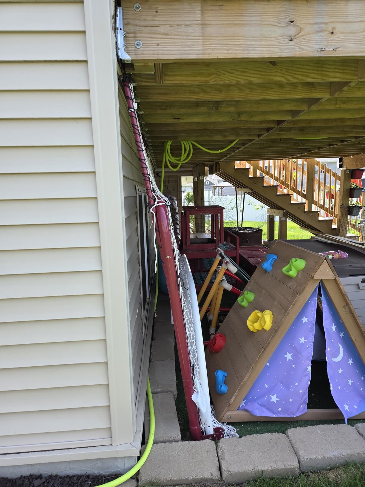 EZGoal Hockey Folding Pro Goal with Backstop and Targets, 2-Inch, Red/White customer photo 2