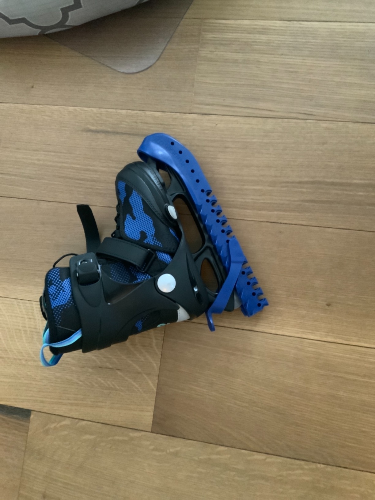 Rollergard Supergard Ice Skate Guard, Red customer photo 2