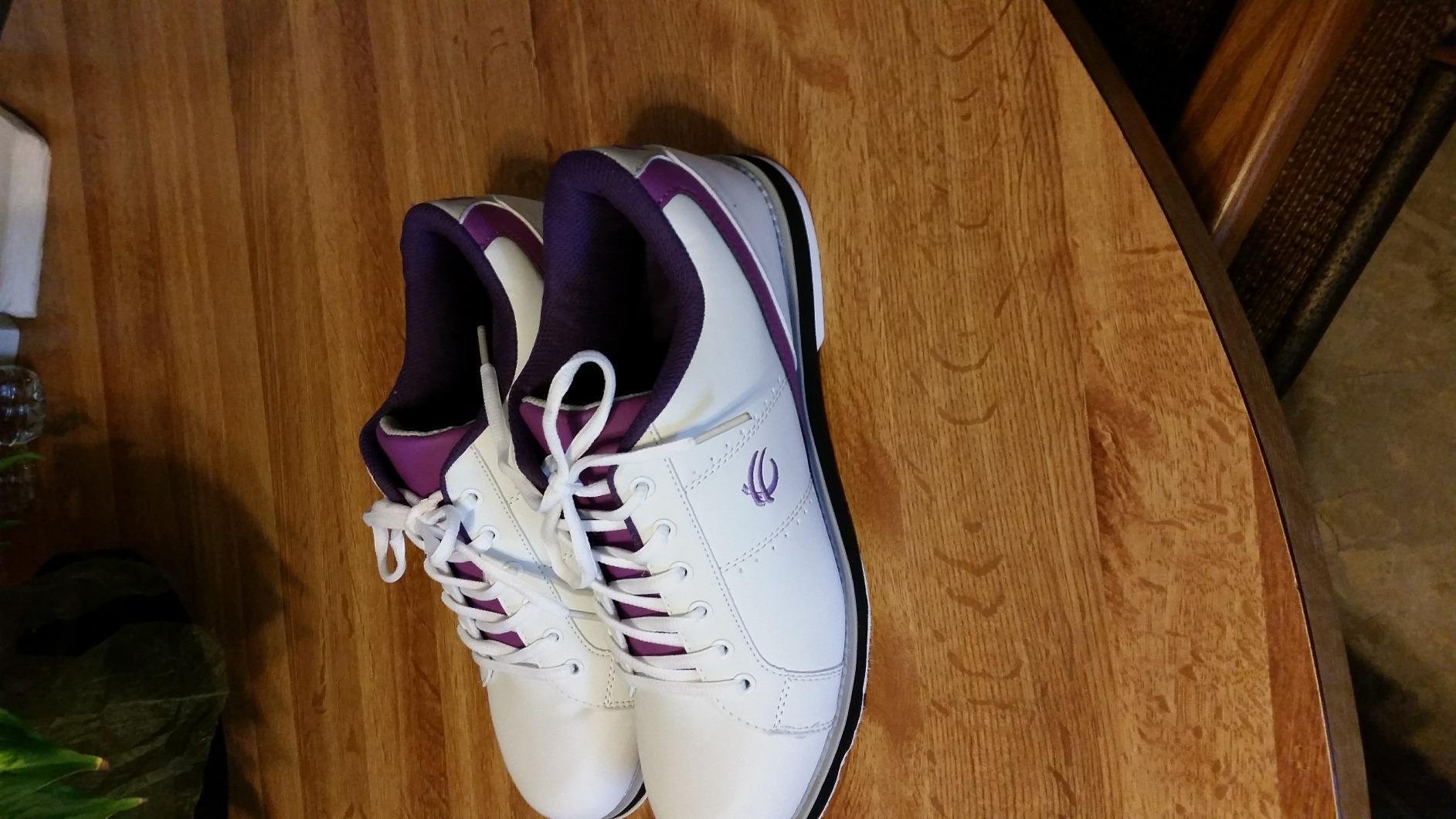 BSI Women's 460 Classic Bowling Shoe - Lightweight Shoes with Cushioned Support for Women customer photo 2