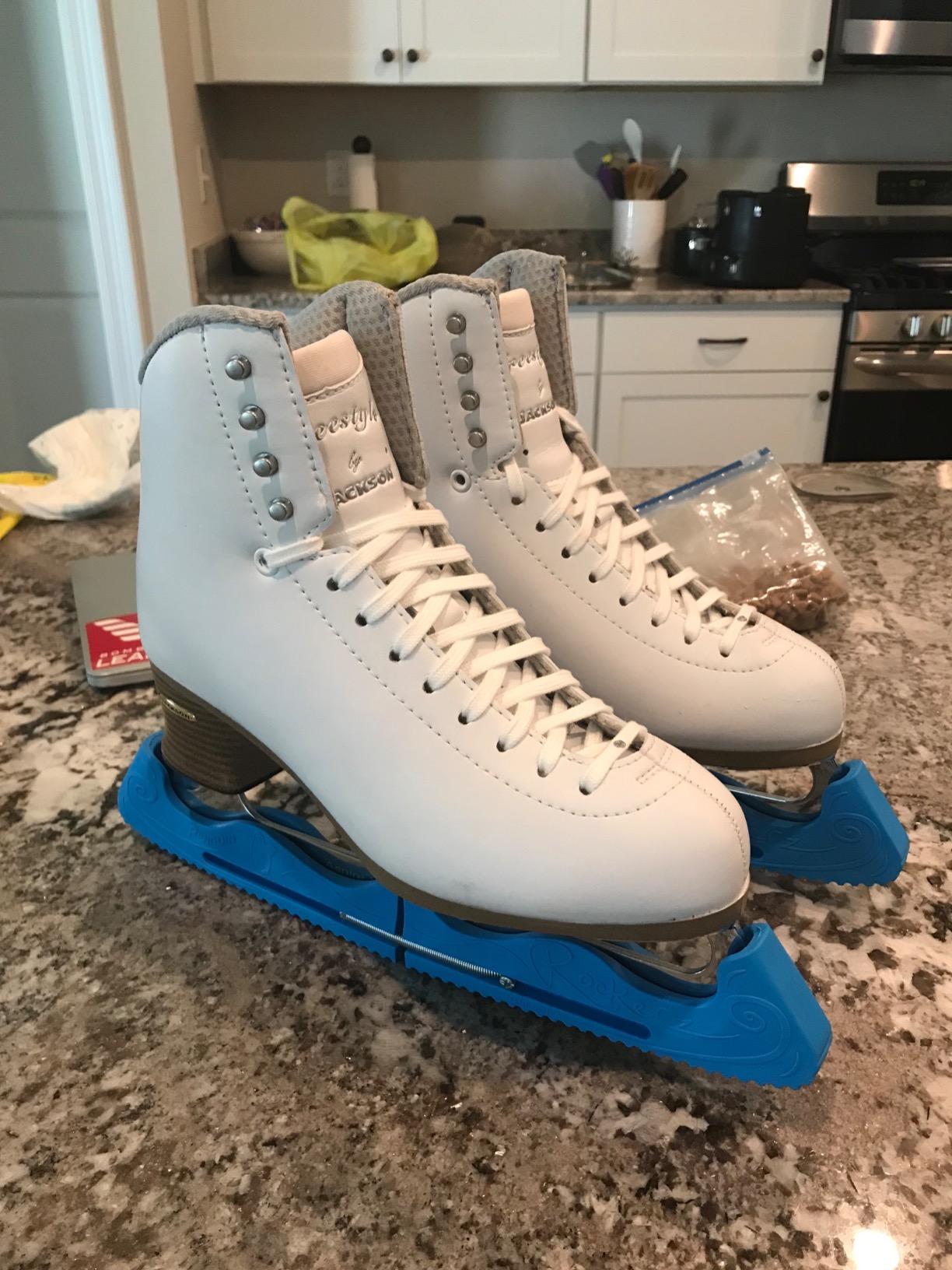 Edea Crystal Figure Skating Laces customer photo 1