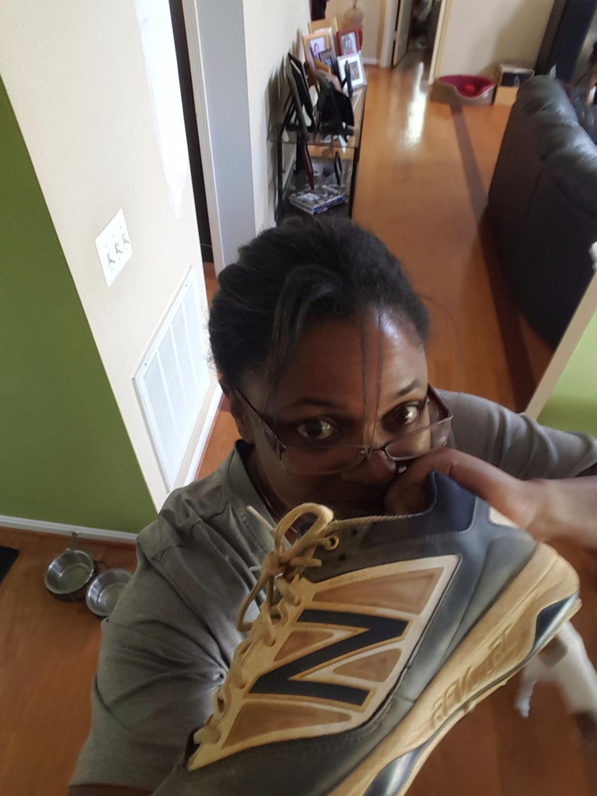 Glovestix Shoe Deodorizer & Odor Eliminator for Hockey & Lacrosse Gloves, Boxing & Soccer Gear, Smelly Gym Bags & Sports Equipment. Non-Toxic Odor Remover. As Seen on Shark Tank (1 Set of Sticks) customer photo 1