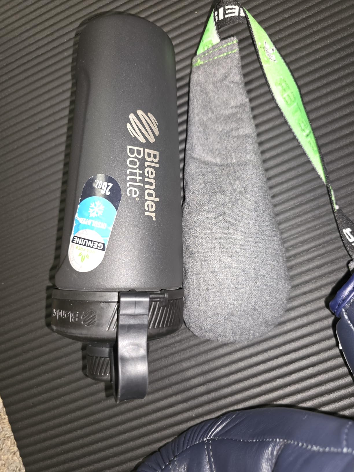 Meister Glove Deodorizers for Boxing and All Sports - Absorbs Stink and Leaves Gloves Fresh - Cedar customer photo 2