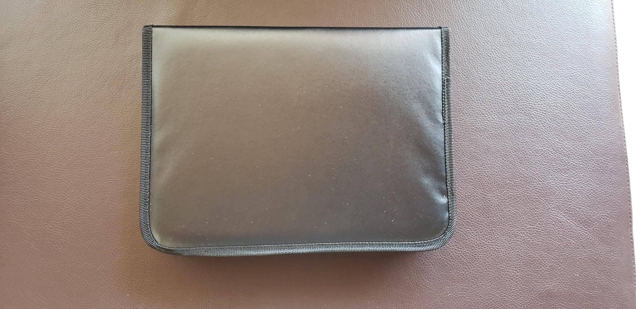 Vellostar Small Sewing Kit for Beginners - Portable Needle & Thread Travel Kit w/ 12 Thread Colors, Needles, Scissors & Measuring Tape for Emergency Clothing Repairs, Buttons, Hemming & Quick Mending customer photo 1