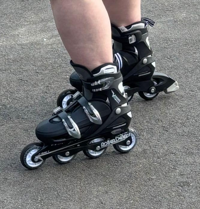 Roller Derby V-Tech 500 Adjustable Performance Inline Skates for Men, Women, Kids, Teens customer photo 2