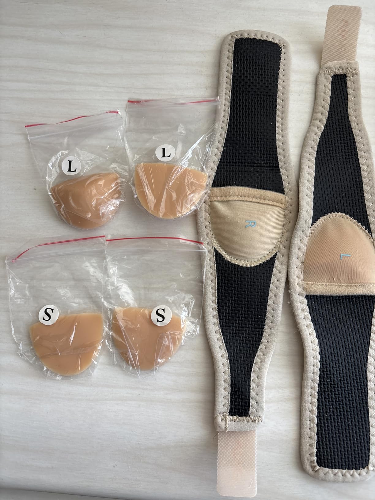 Vive Foot Arch Support Brace (Pair) - Wrap Corrector for Flat Feet, Plantar Fasciitis, Pain Relief, Fallen Arches - Compression Sleeve Strap, Gel Bands Inserts for Women & Men - Wear Under Socks customer photo 1