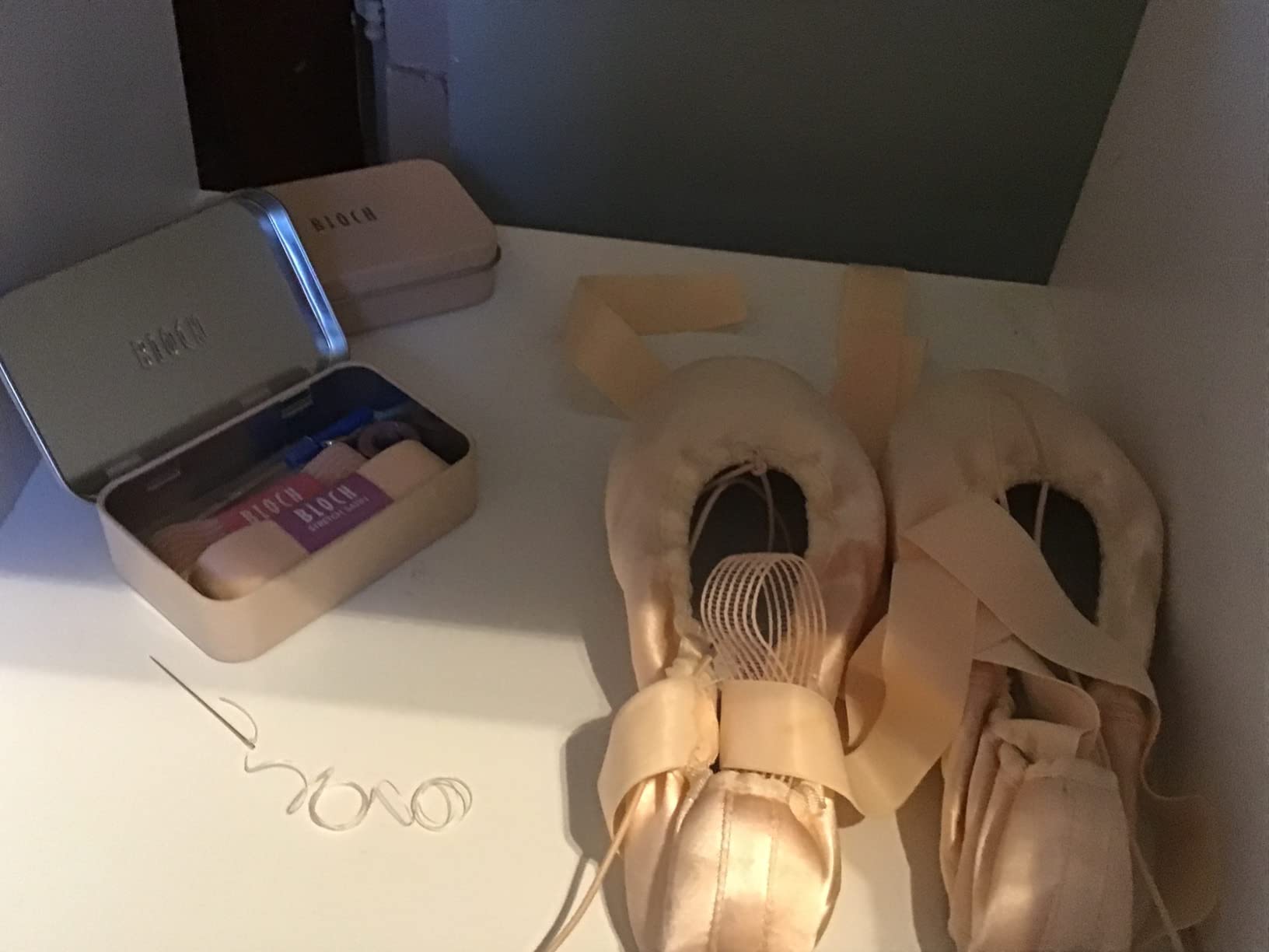 Bloch Dance Ballet / Pointe Shoe Professional Stitch and Sewing Kit customer photo 1