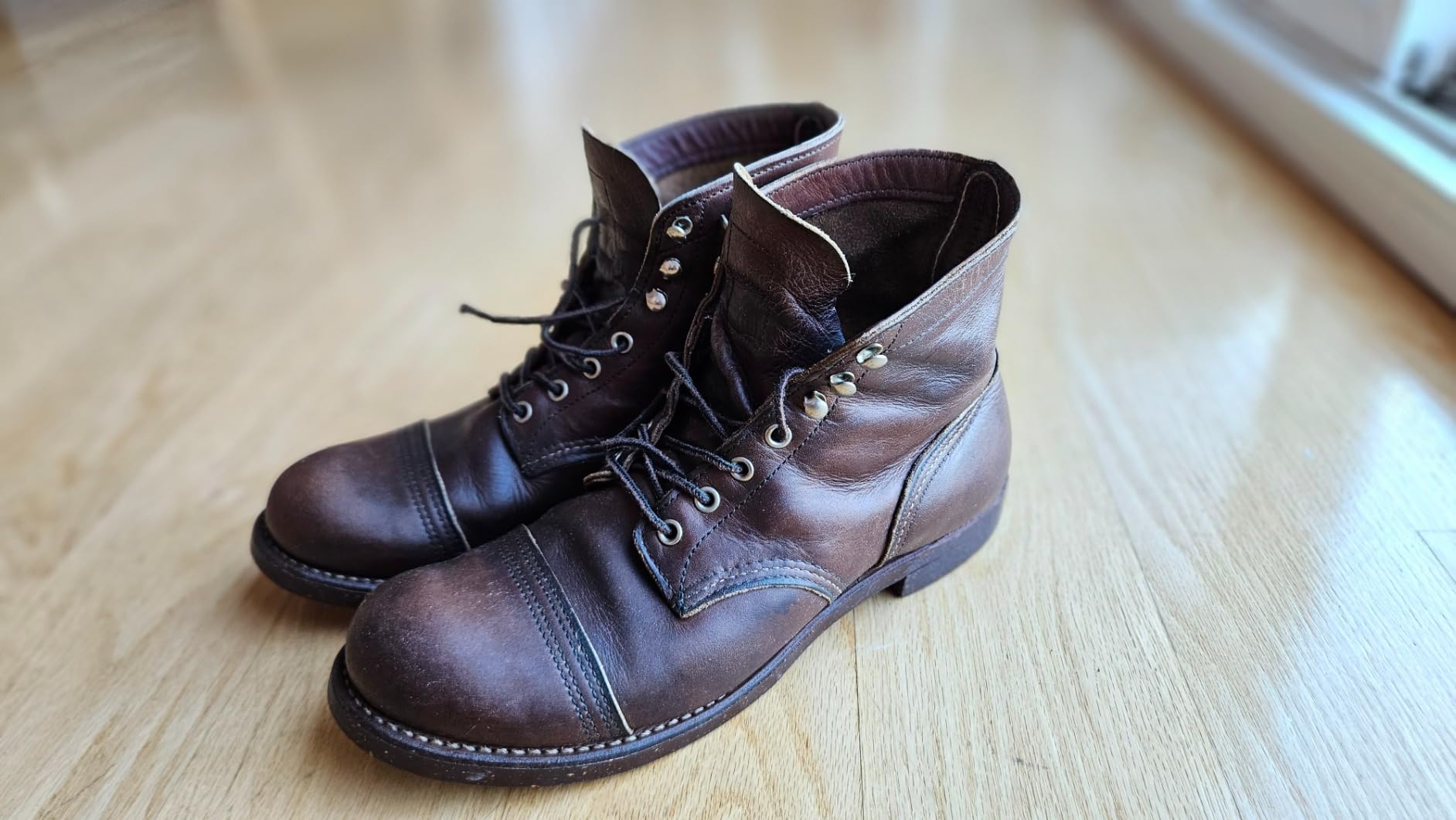 Red Wing Shoes Leather Cream, Neatsfoot Oil Blend, Leather Conditioner, 2 oz customer photo 2
