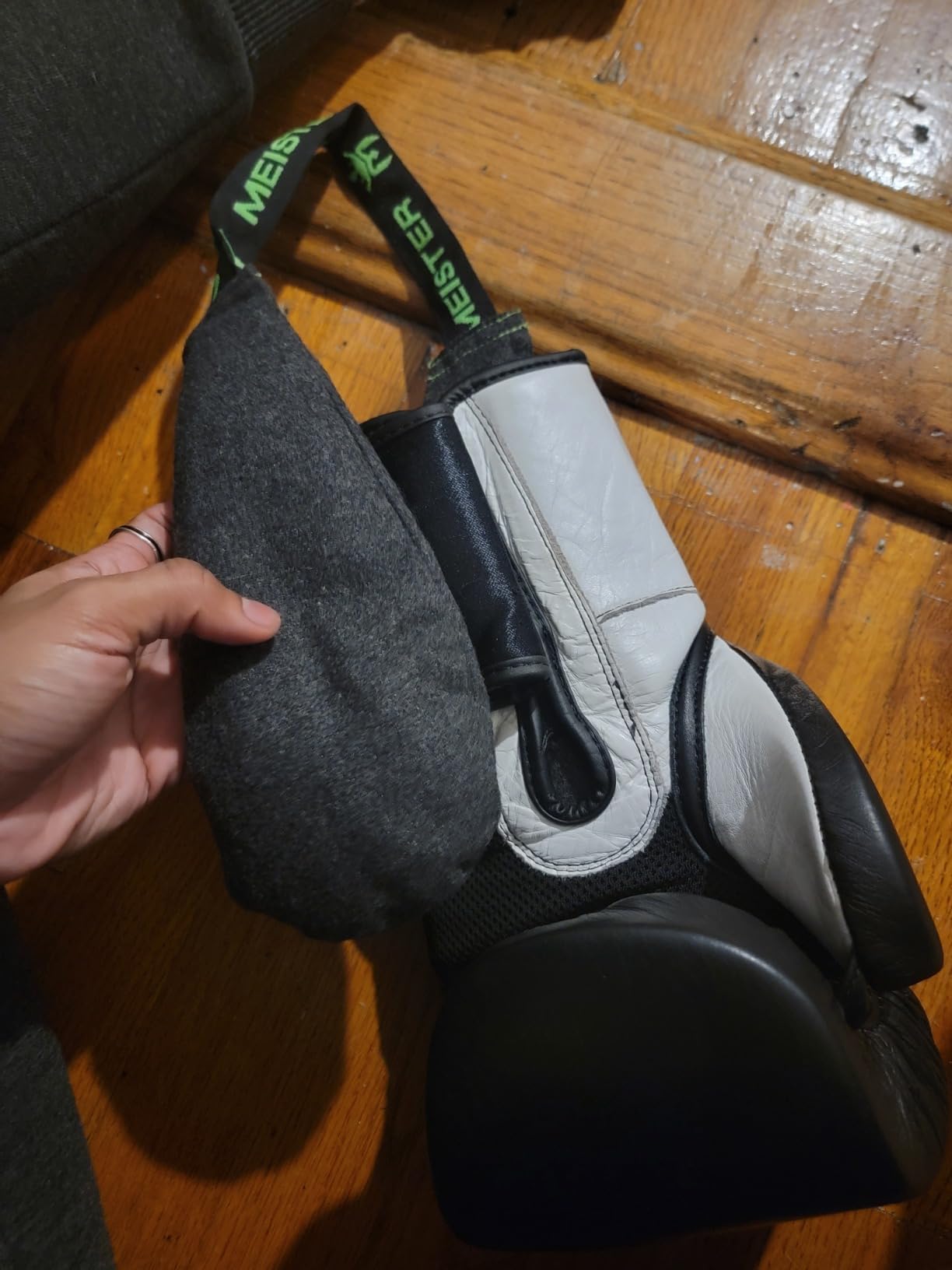 Meister Shoe & Glove Eco Deodorizer + Refill - Absorbents Stink, Powerful, Embossable - 1 Year Supply customer photo 1