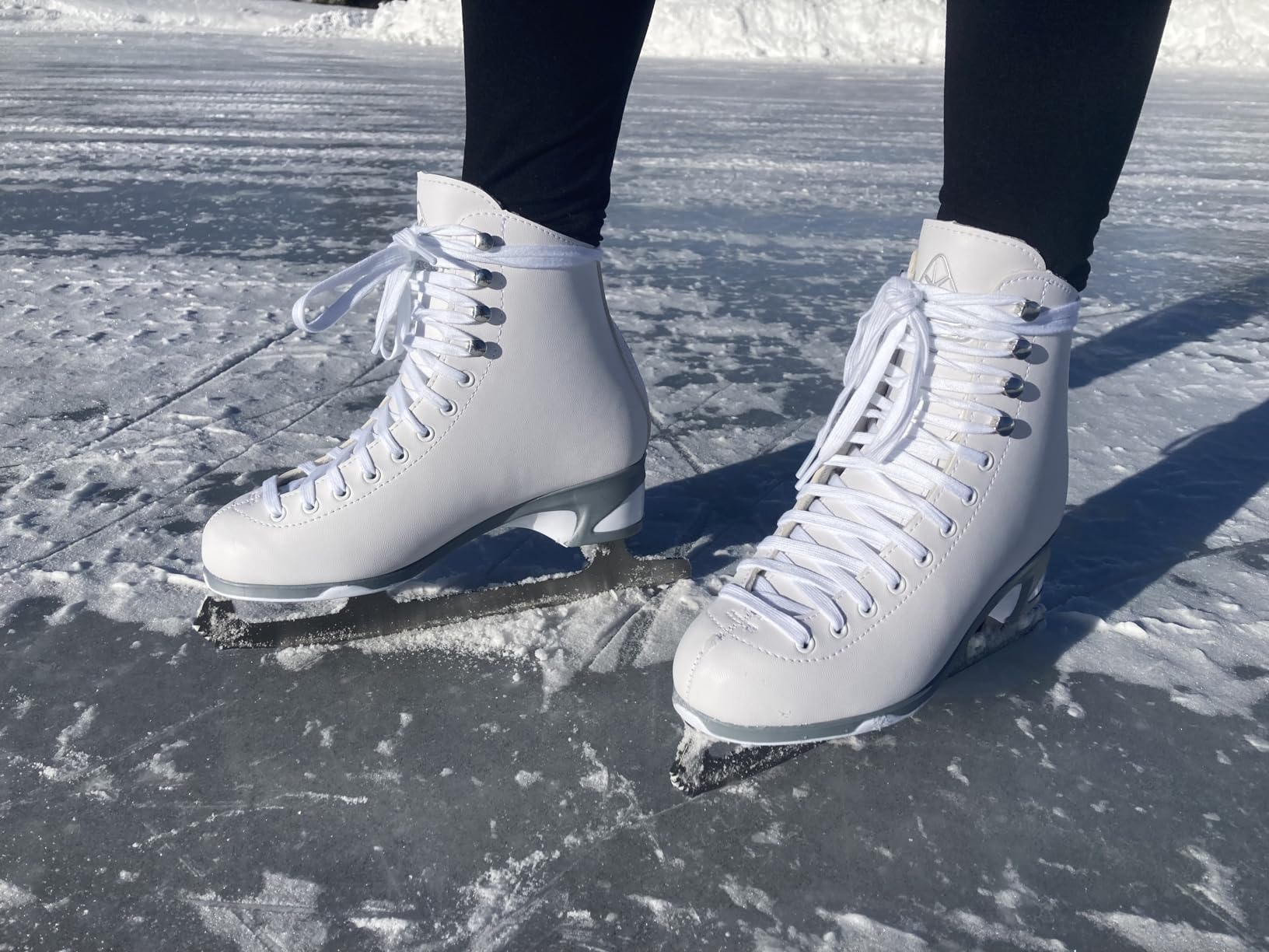 Jackson Ultima Finesse Women's/Girls Figure Ice Skates, Medium Width customer photo 1