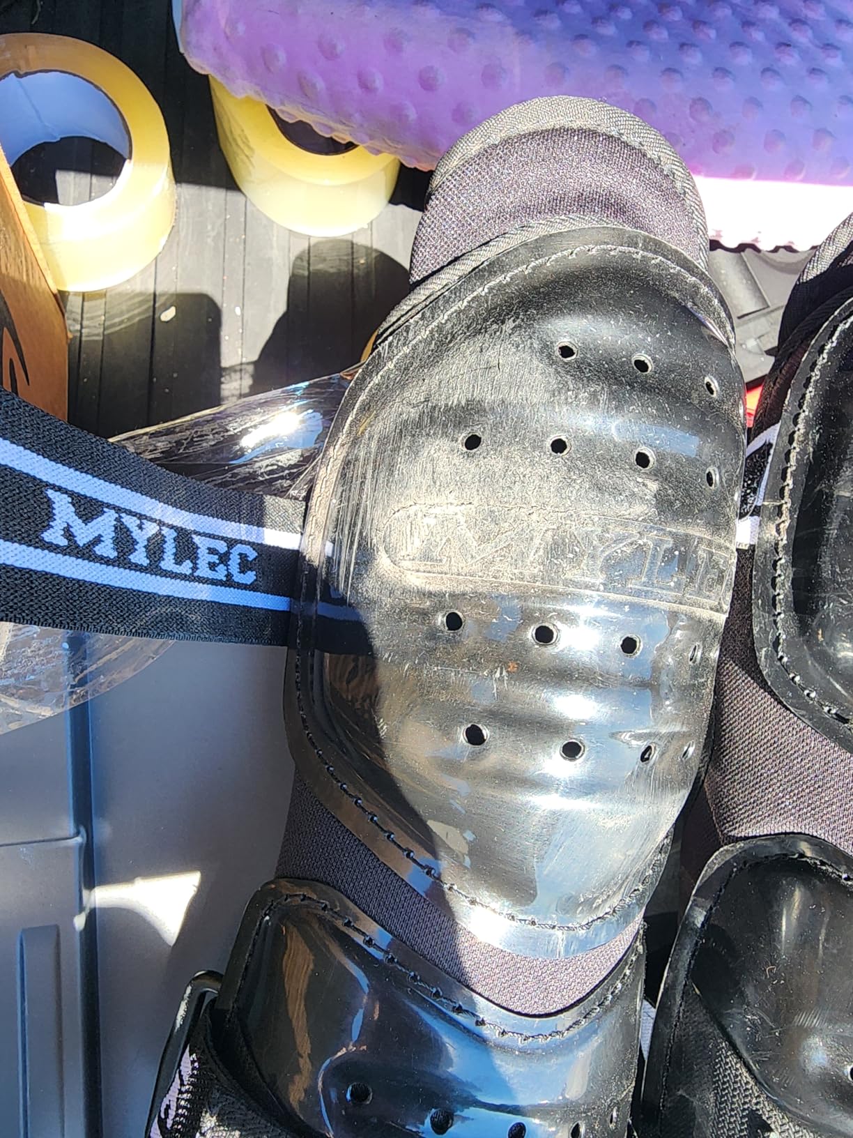 MyLec MK5 Street/DEK Shin Pad, Lightweight & Durable Hockey Accessories, 360° Straps, Hard Front Shells, Breathable Material, Metatarsal Padding Ice Hockey Shin Guards, Foam Rubber customer photo 3