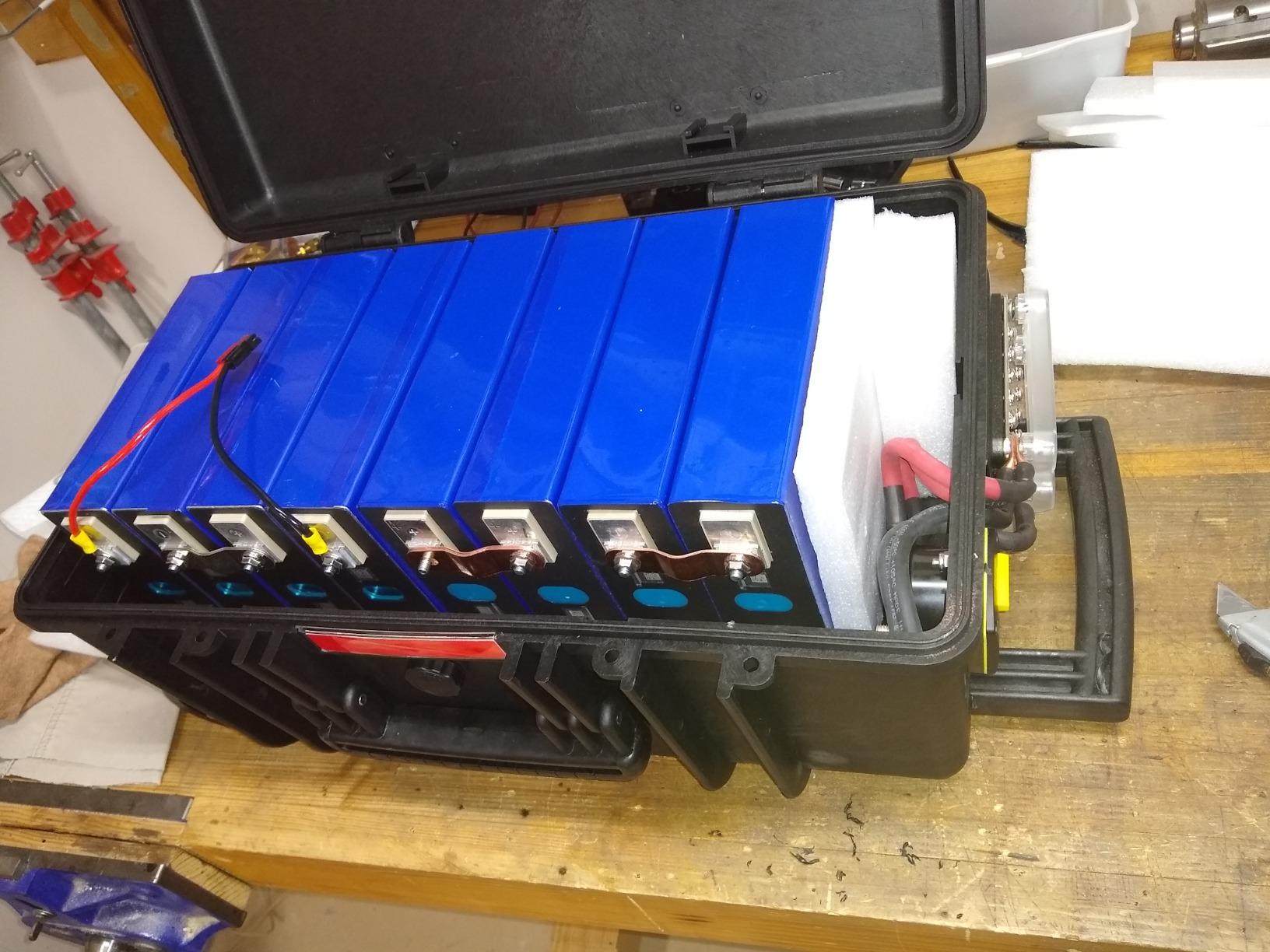 Monoprice Weatherproof Hard Case - 22 x 14 x 10 Inches, with Wheels and Customizable Foam, Shockproof, IP67, Ultraviolet and Impact Resistant Material, Black - Pure Outdoor Collection customer photo 1