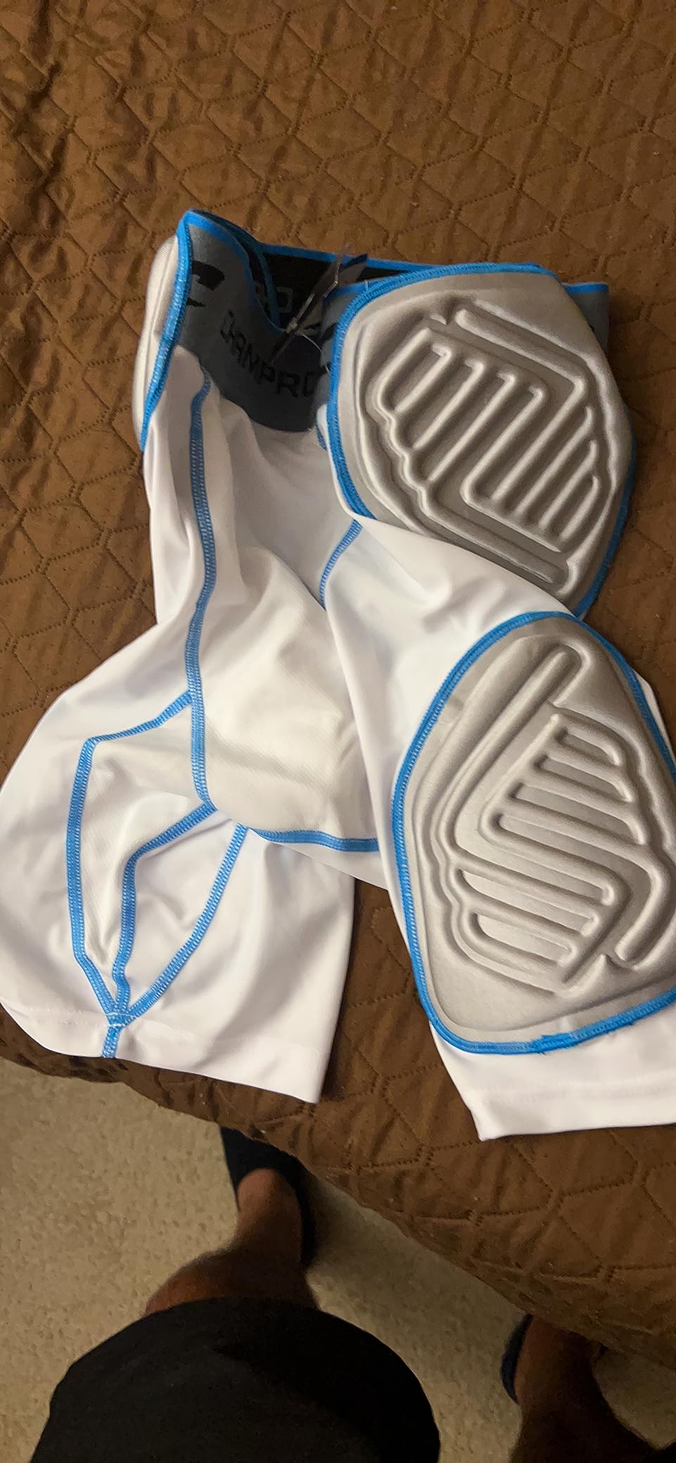 Champro Bull Rush 5-Pad Integrated Girdle customer photo 1