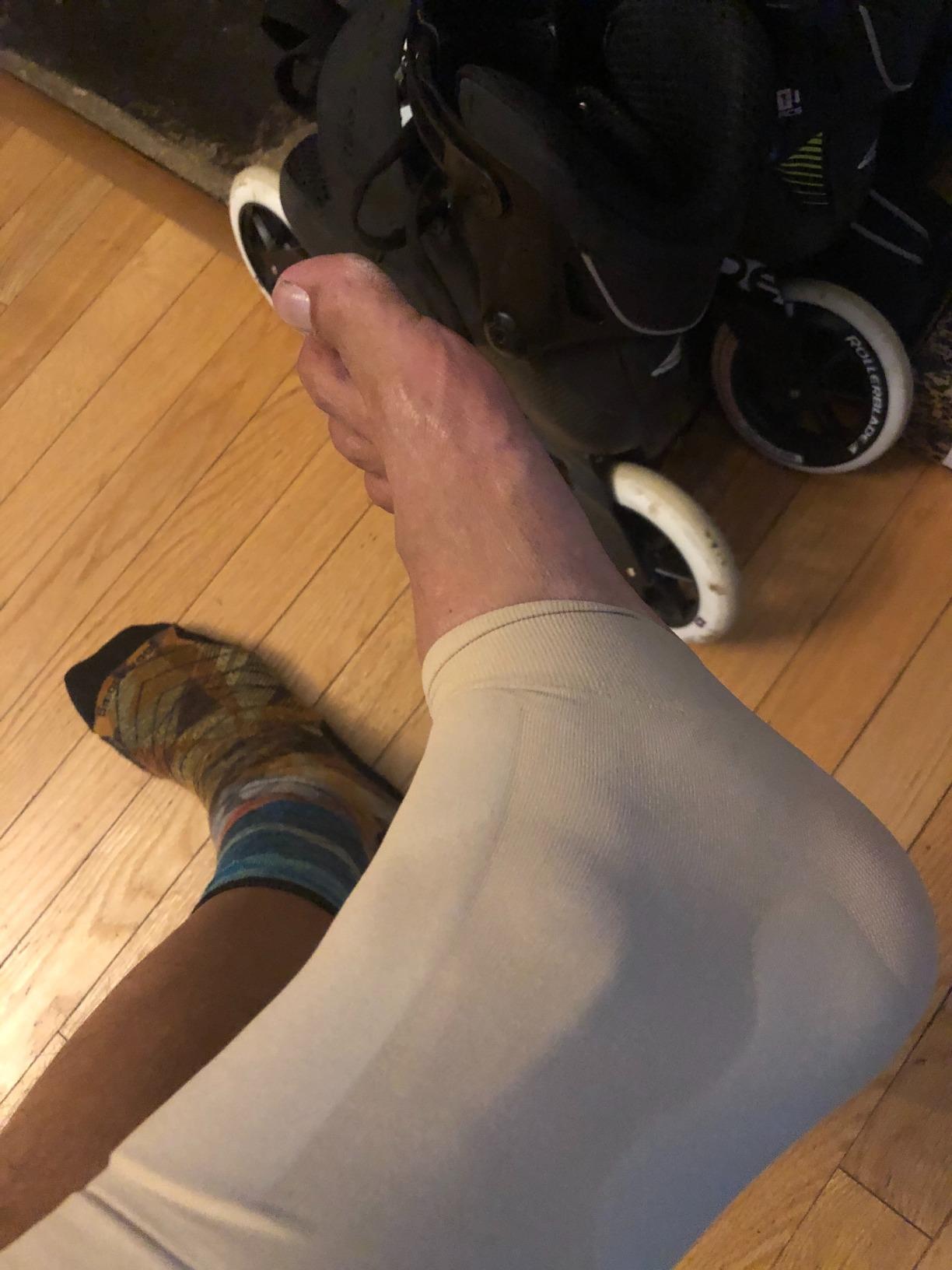 CRS Cross Boot Bumper Gel Sleeve. One Pair of Premium Padded Skate Socks to Cushion and Protect Achilles and Lace Bite. Two Gel Pads on each sleeve for Ice Skating and Hockey. (One Size Fits Most) customer photo 2