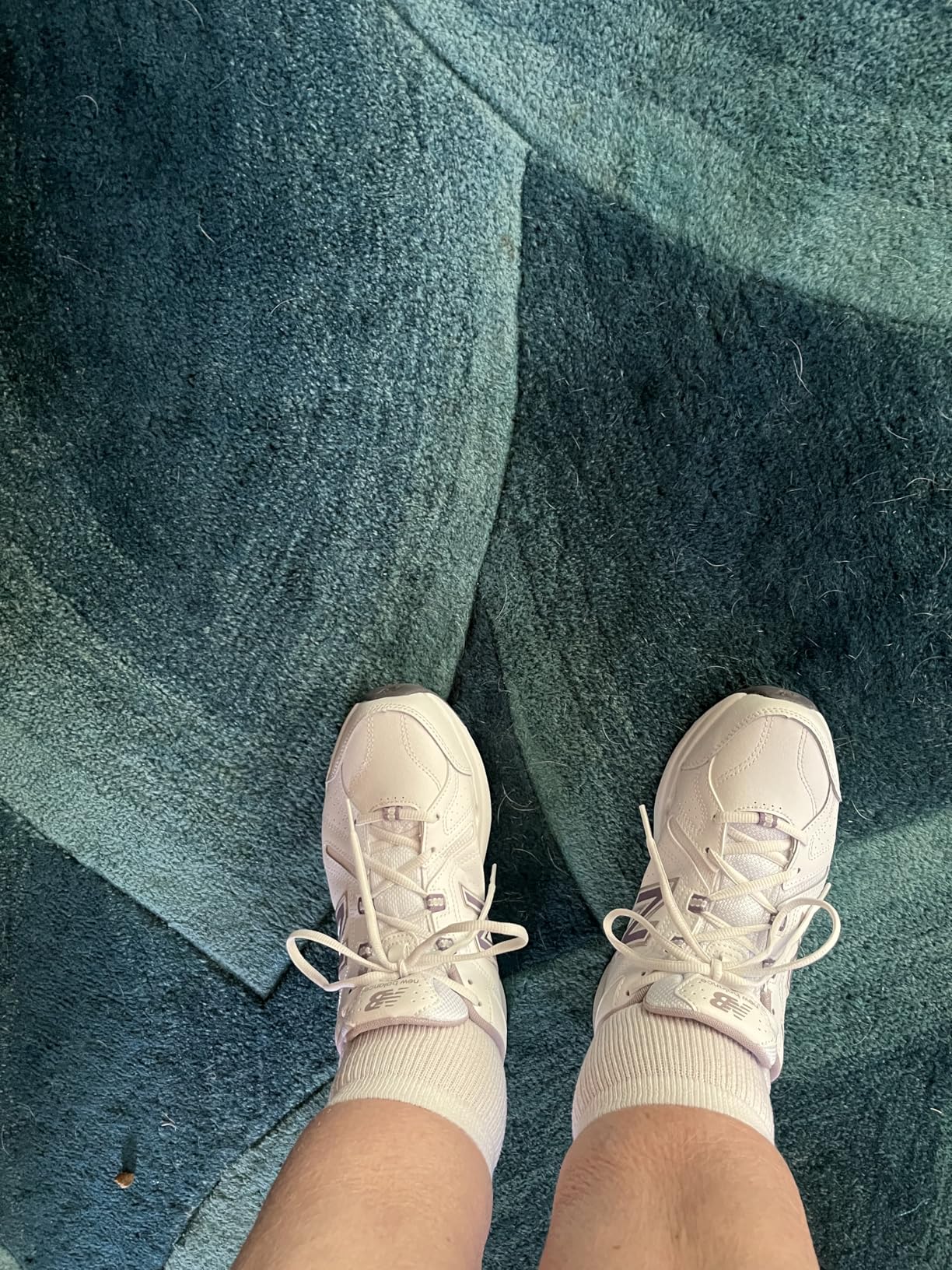 New Balance Women's 608 V5 Casual Comfort Cross Trainer customer photo 1