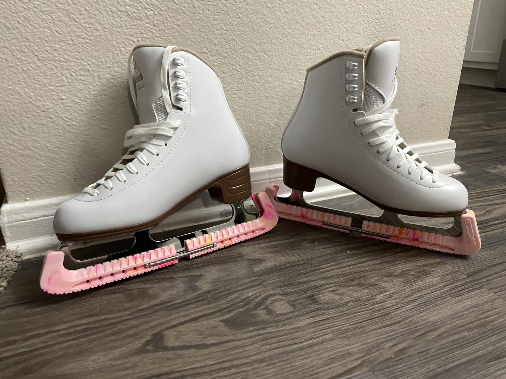 Guardog Top Notch Hard Adjustable Skate Guards - Colorful, Scented and Color-Changing Designs customer photo 1