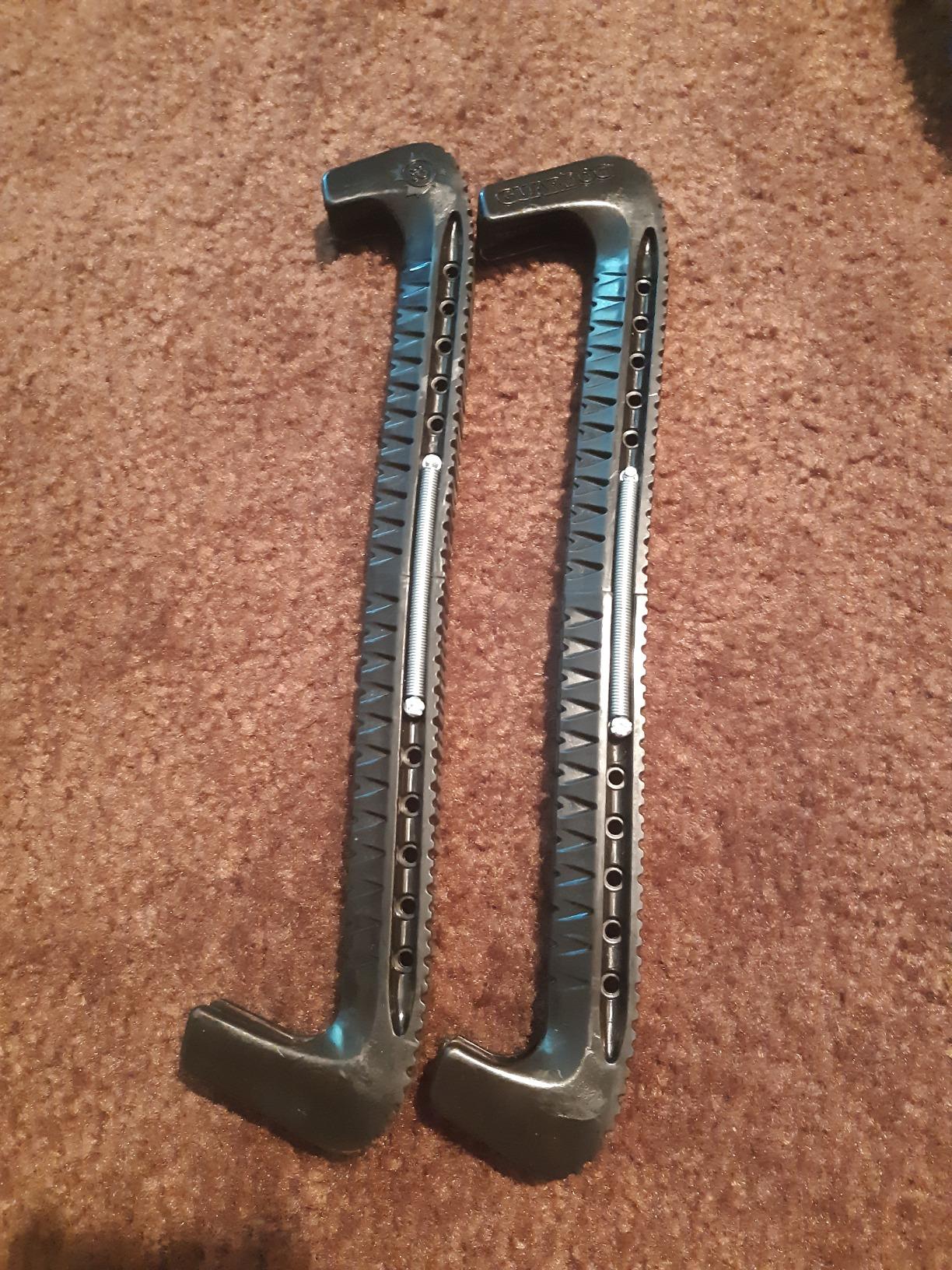 Guardog Top Notch Hard Adjustable Skate Guards - Black customer photo 1