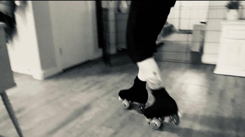 CALZITALY 70 DEN Cover Skates, Skate Boot Covers for Roller Skating Wear - for Women and Girls (Black/Skin) customer photo 2