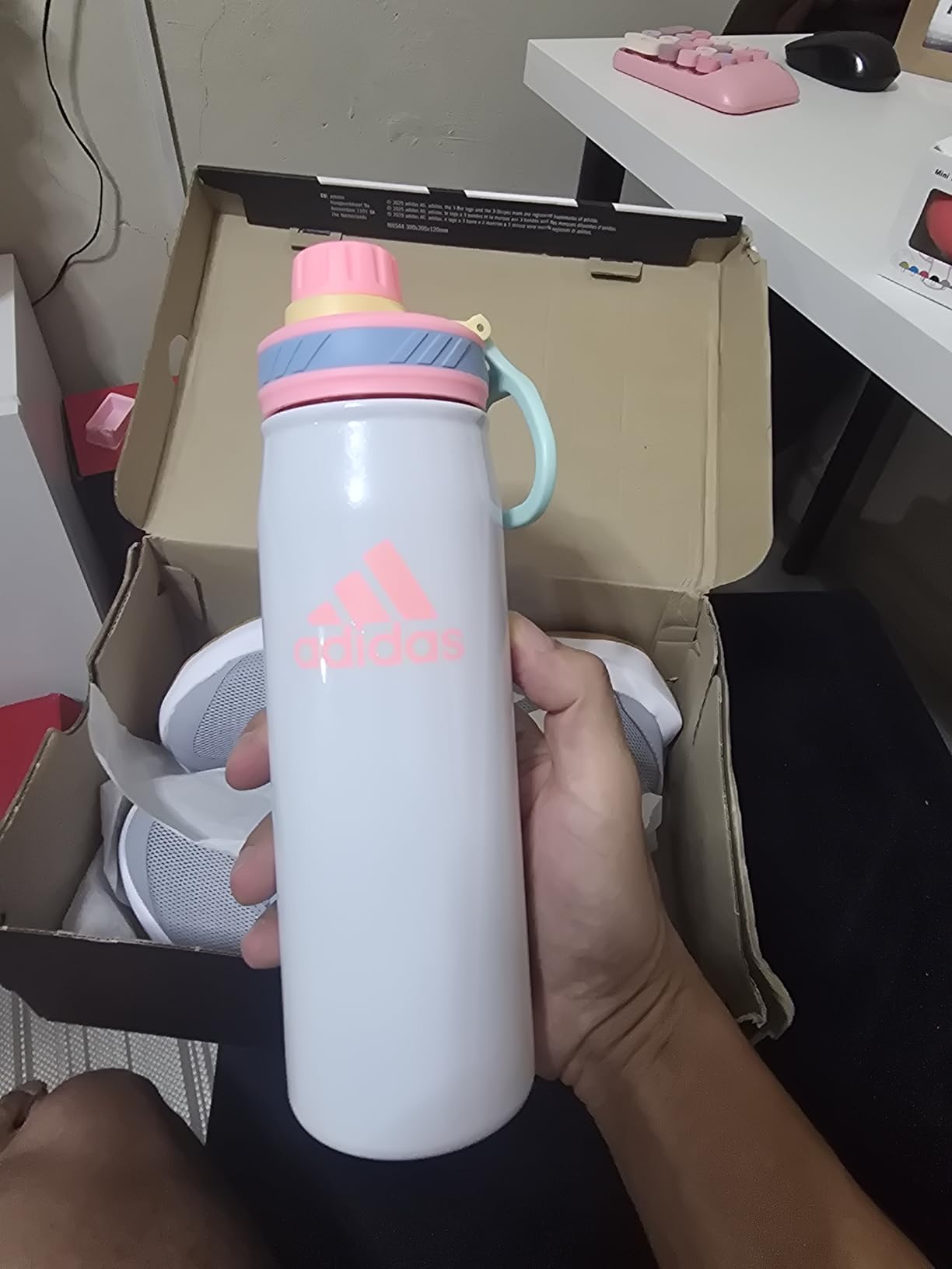adidas Stainless Steel Metal Water Bottle 20 oz (600 mL) Screw Cap customer photo 2
