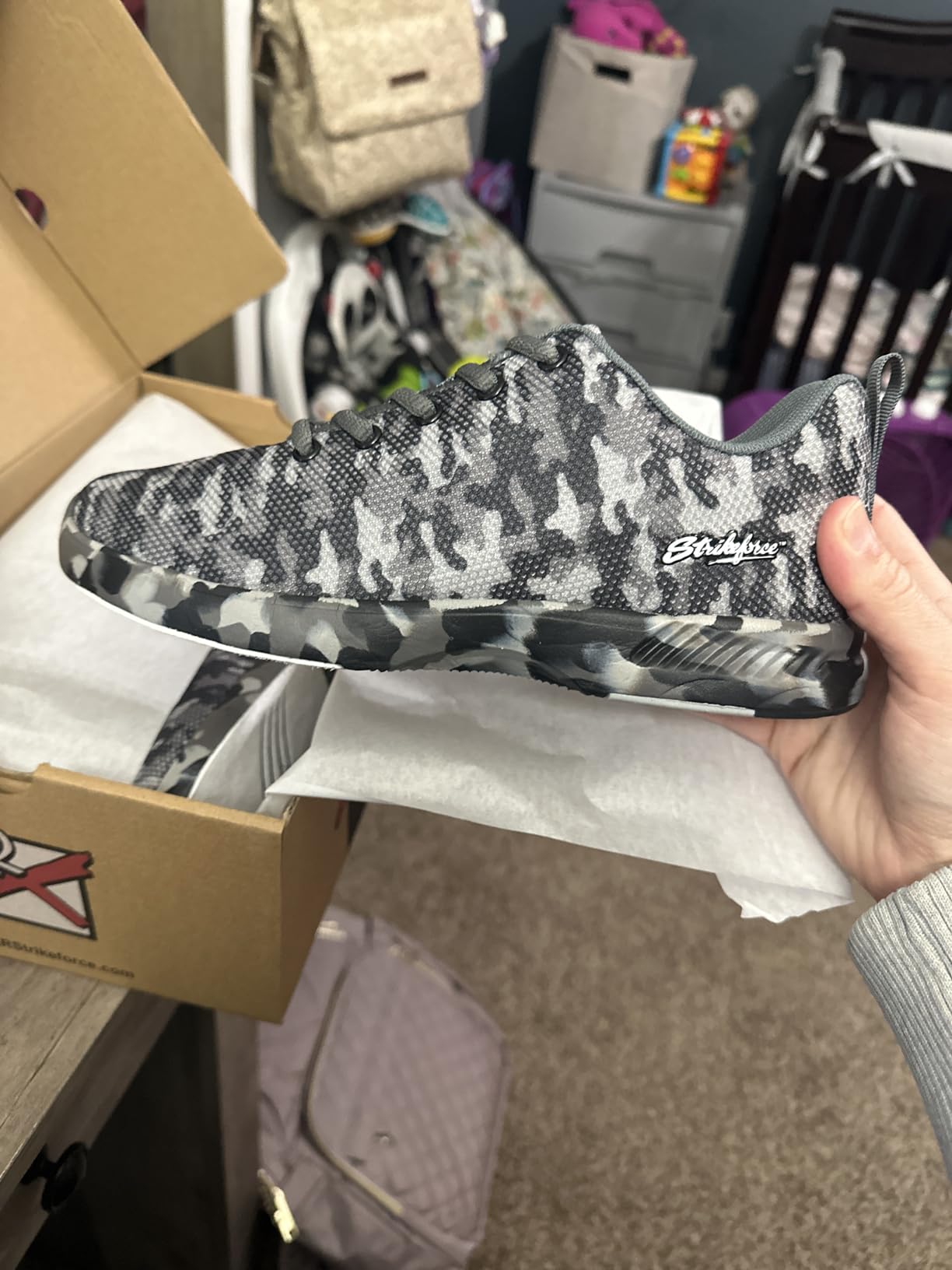 KR Strikeforce Aviator Mens Athletic Bowling Shoes with Fixed Heel and Slide Pads for Right or Left Handed Bowlers customer photo 1