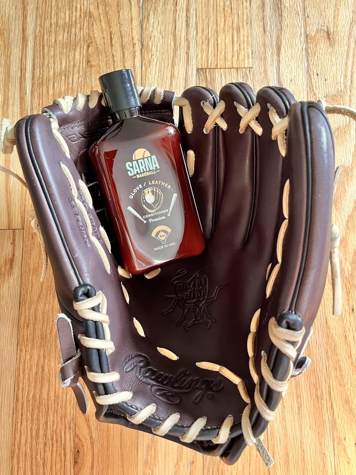 Glove Leather Conditioner - Use on Baseball Gloves, Softball Gloves, and Other Leather Sports Equipment - Made in USA customer photo 1