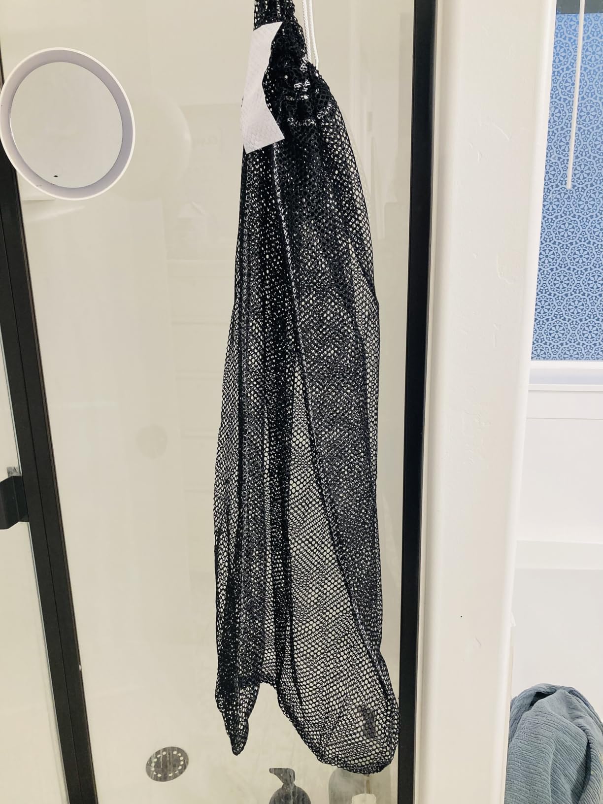 Handy Laundry Mesh XL Laundry Bag - Durable, Machine Washable with Secure Drawstring Closure - Perfect for College Dorms, Laundromats, Apartments (Black, Large 24