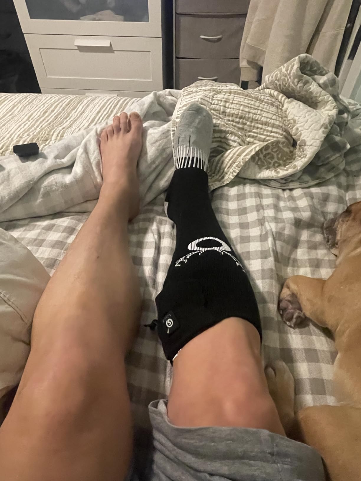 SNOW DEER Upgraded Rechargeable Electric Heated Socks,7.4V 2200mAh Battery Powered Cold Weather Heat Socks for Men Women,Outdoor Riding Camping Hiking Motorcycle Skiing Warm Winter Socks customer photo 1