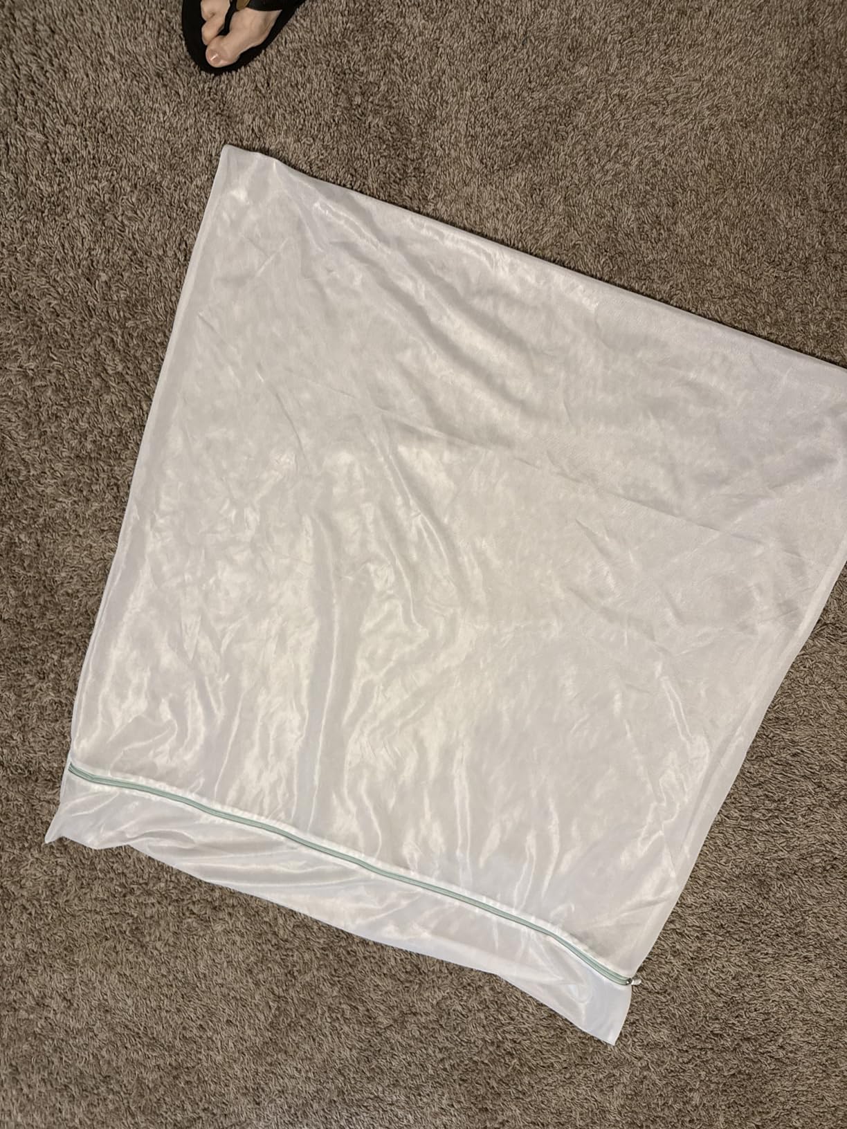 Tenn Well Extra Large Mesh Laundry Bags, 2 Pack 43 x 35 inch Jumbo Delicates Bag for Washing Machine, Large Mesh Bags for Delicates, Coats, Blankets, Bedding, Toys, Pet Items customer photo 2