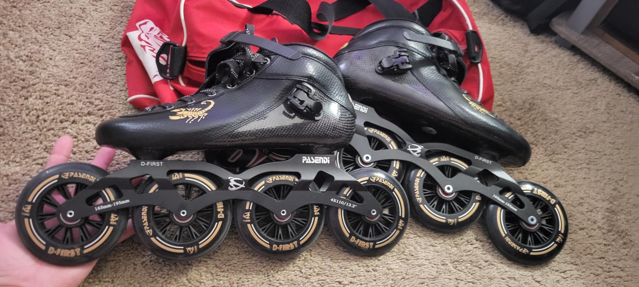 Professional Carbon Fiber Speed Skates Adult Men's and Women's Skates 4-Wheels Single-Row Speed Inline Skates Shoes Black customer photo 2
