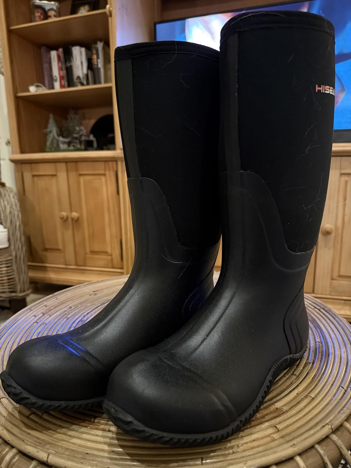 HISEA Women's Rain Boots, Knee High Rubber Boots Waterproof Insulated Neoprene Mud Boots, Anti-Slip Outdoor Work Boots for Hunting Gardening Farming Yard Working, Size 6-11 customer photo 2