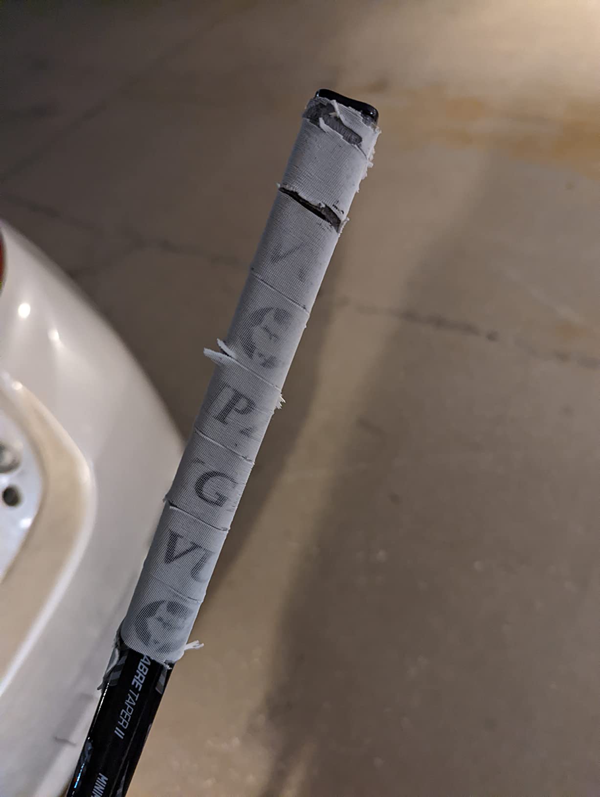 VukGripz Hockey Tape - Non-Sticky, Friction-Based, Moisture-Wicking Ice Hockey Grip Tape with Edge-to-Edge Adhesive, Reusable & Glove-Friendly, Thin Grip for Sticks, Made in USA customer photo 1