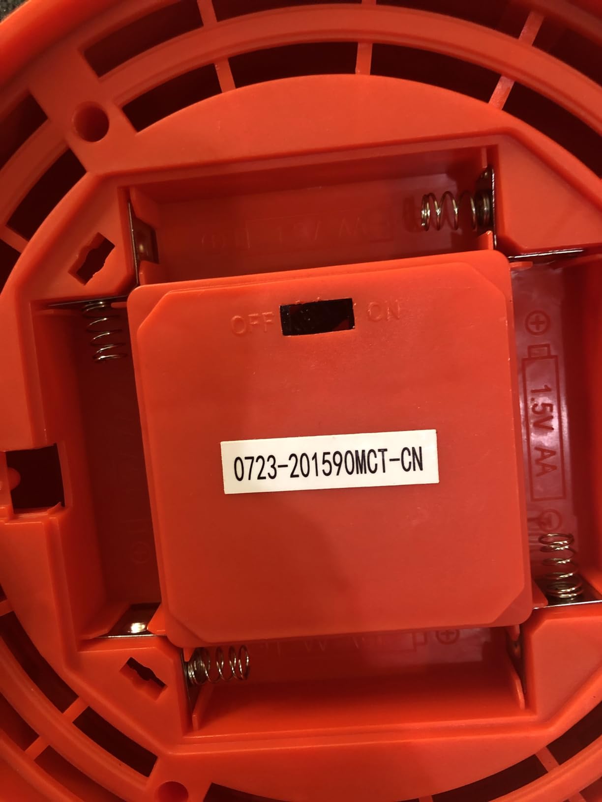 HearthSong Curling Zone - Indoor Battery Operated Hovering Curling Set - 6 Curling Stones and Floor Mat - Age 3+ customer photo 1