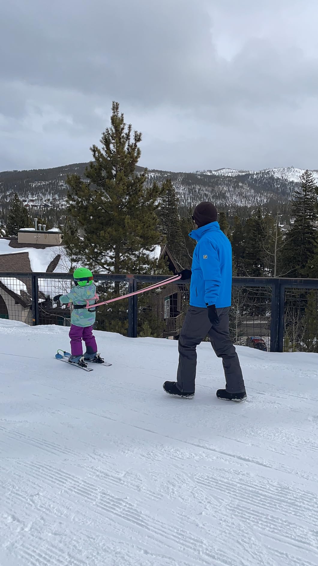 Odoland Kids Ski Snowboard Training Harness Toddler Skiing Harness with Removable Leash Speed Control Teaching for Beginners customer photo 2