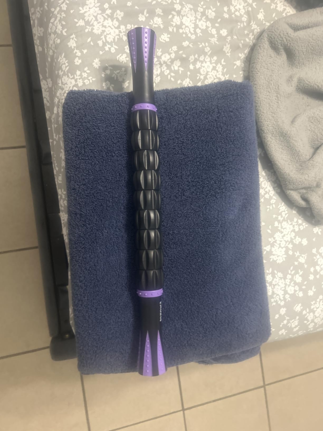 Muscle Roller Massage Roller Stick- Deep Tissue Fascia Blaster for Myofascial Pain Relief, Lymphatic Drainage & Body Sculpting, Handheld Physical Therapy & Recovery Tool customer photo 1